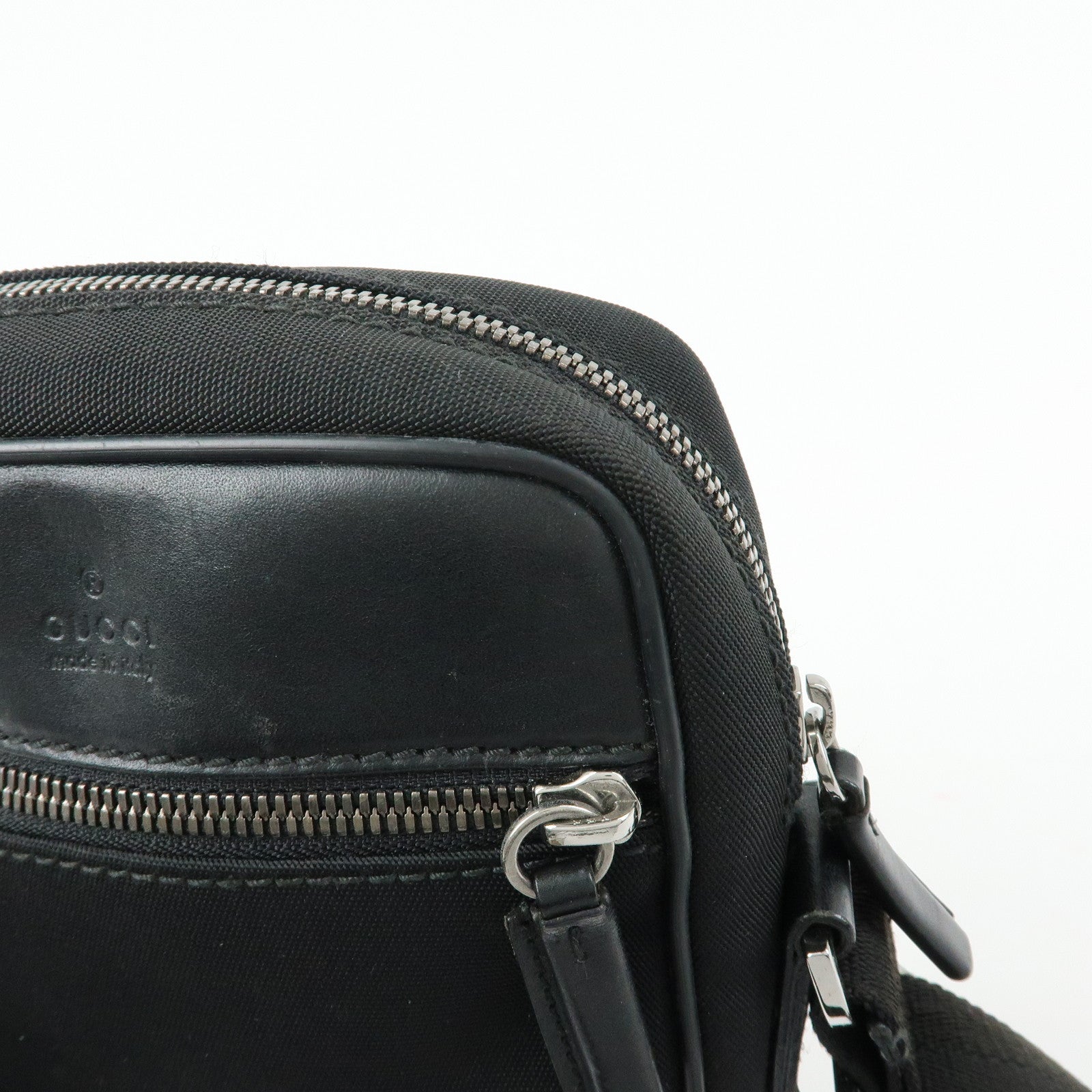 GUCCI Logo Canvas Leather Shoulder Crossbody Bag Black 101680