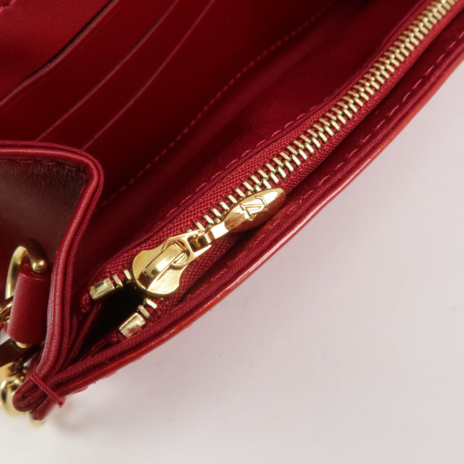 Louis Vuitton Monogram Vernis Sunset Boulevard Pomme d'Amour M93543