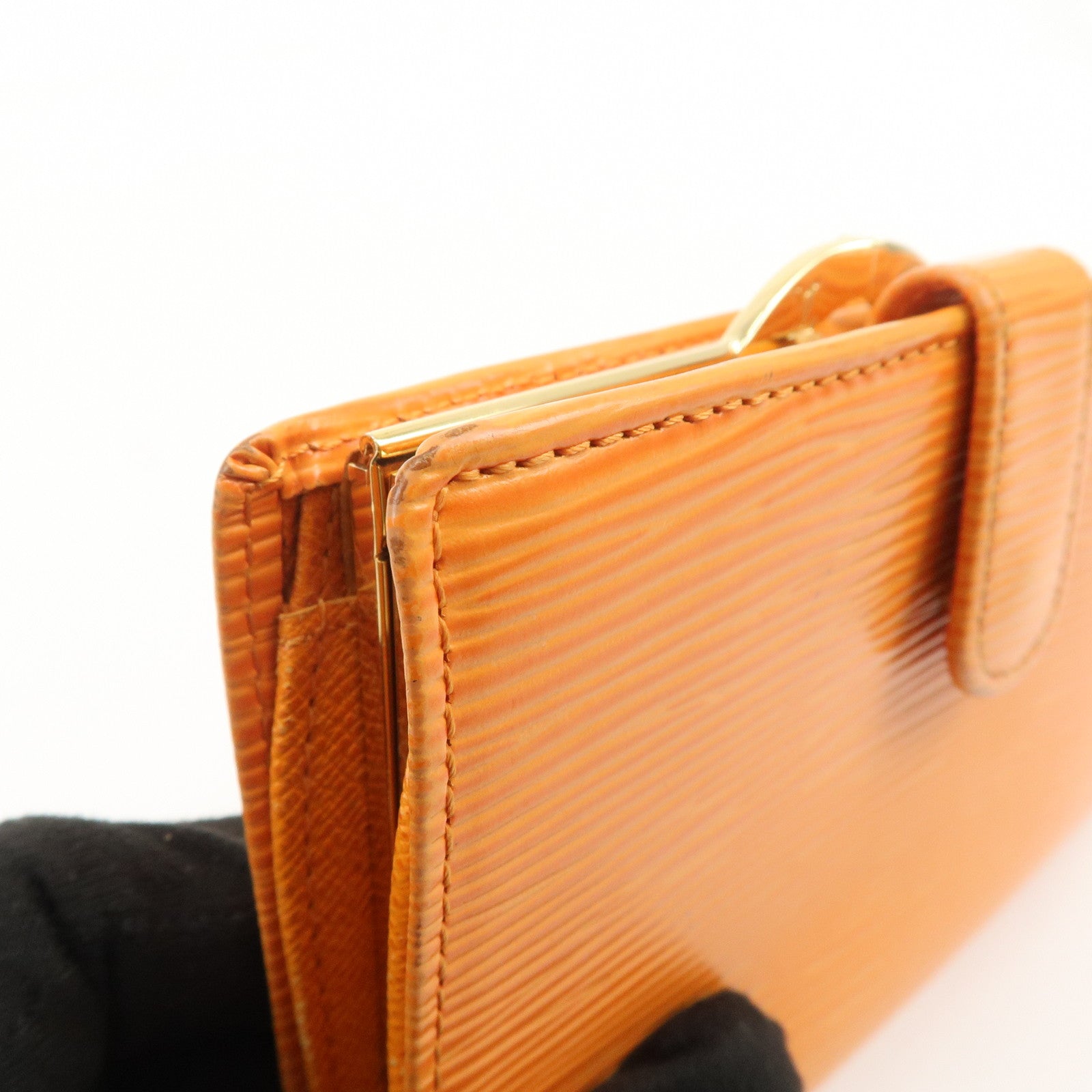 Louis Vuitton Epi Porte Monnaie Viennois Bi-Fold Wallet M6324H