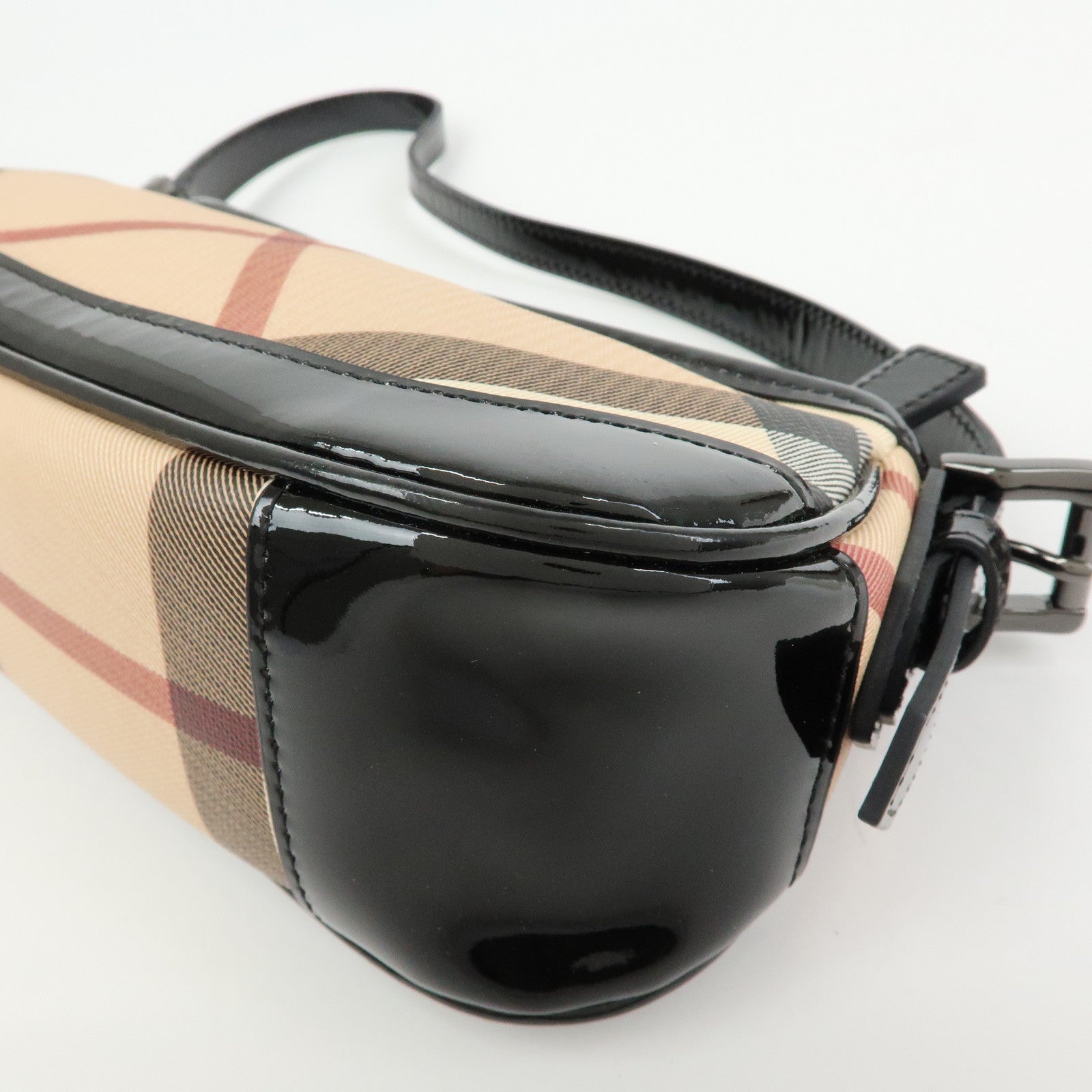 BURBERRY PVC Canvas Patent Leather Shoulder Hand Bag Black Beige