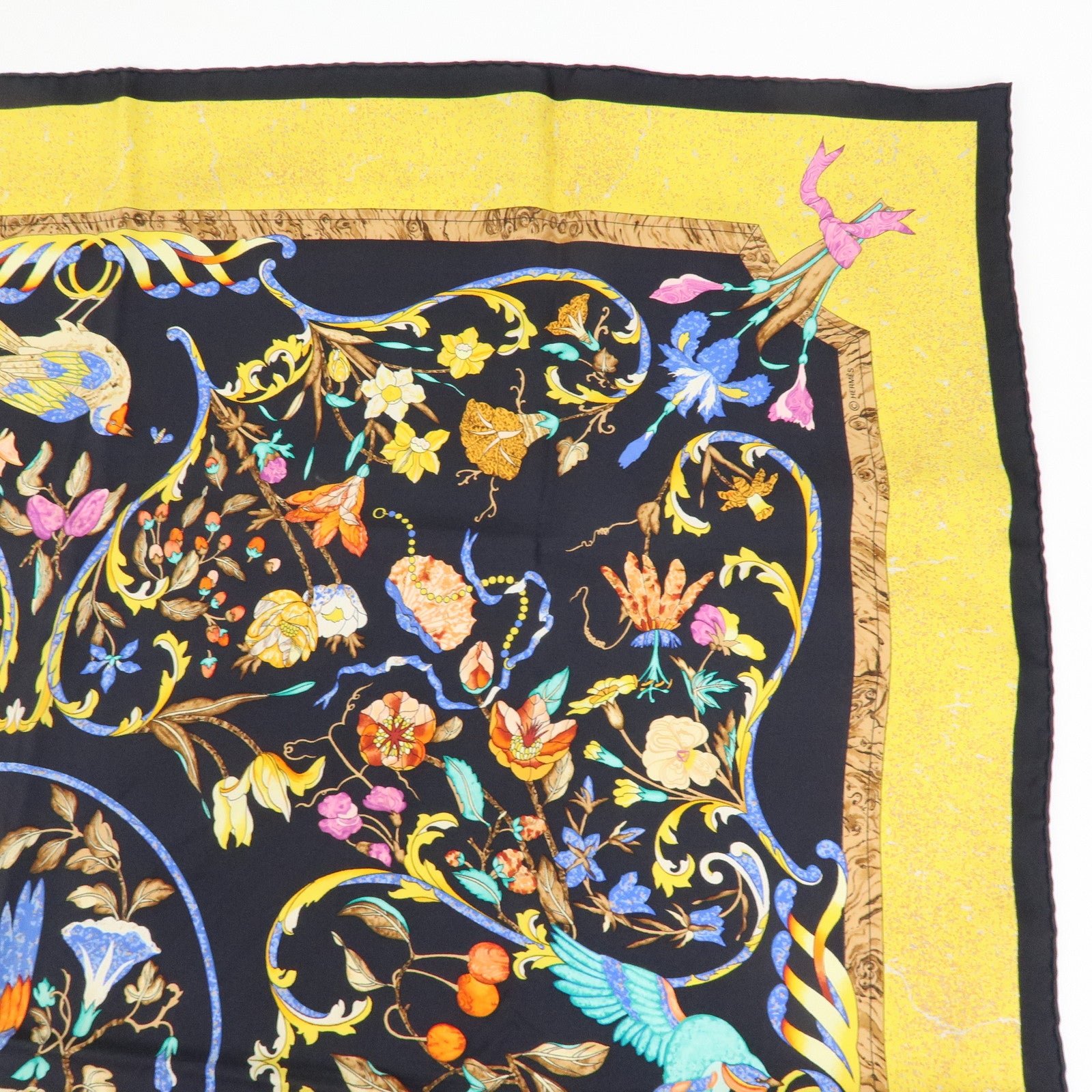 HERMES Carre 90 Silk 100% Scarf PIERRES D' ORIENT ET D' OCCIDENT