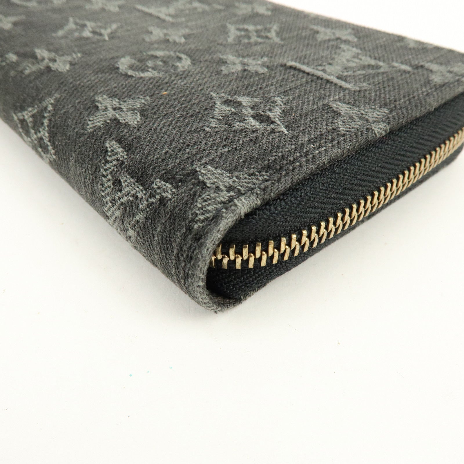 Louis Vuitton Monogram Denim Zippy Long Wallet Noir Black M95614
