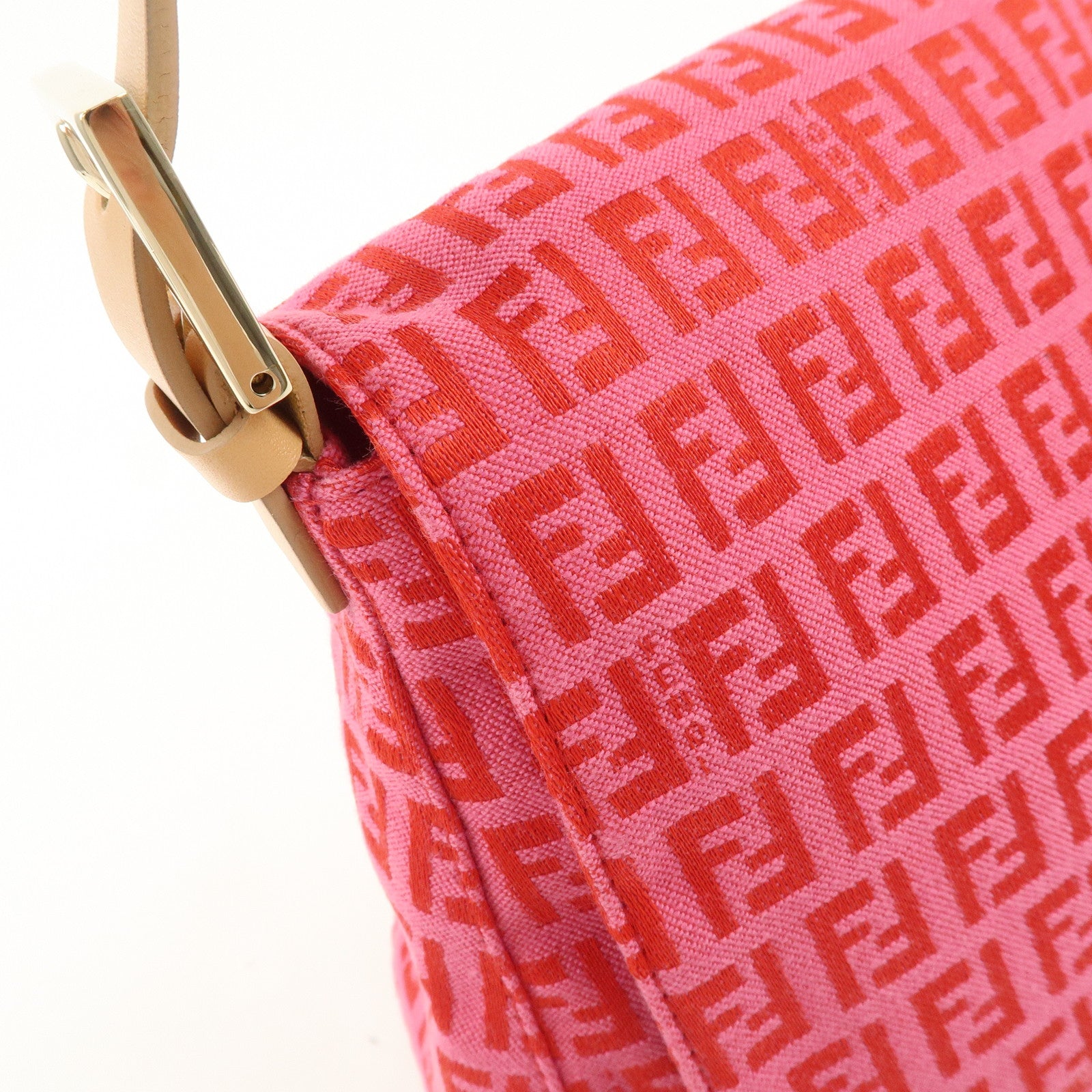 FENDI Mamma Baguette Zucchino Canvas Leather Shoulder Bag Pink