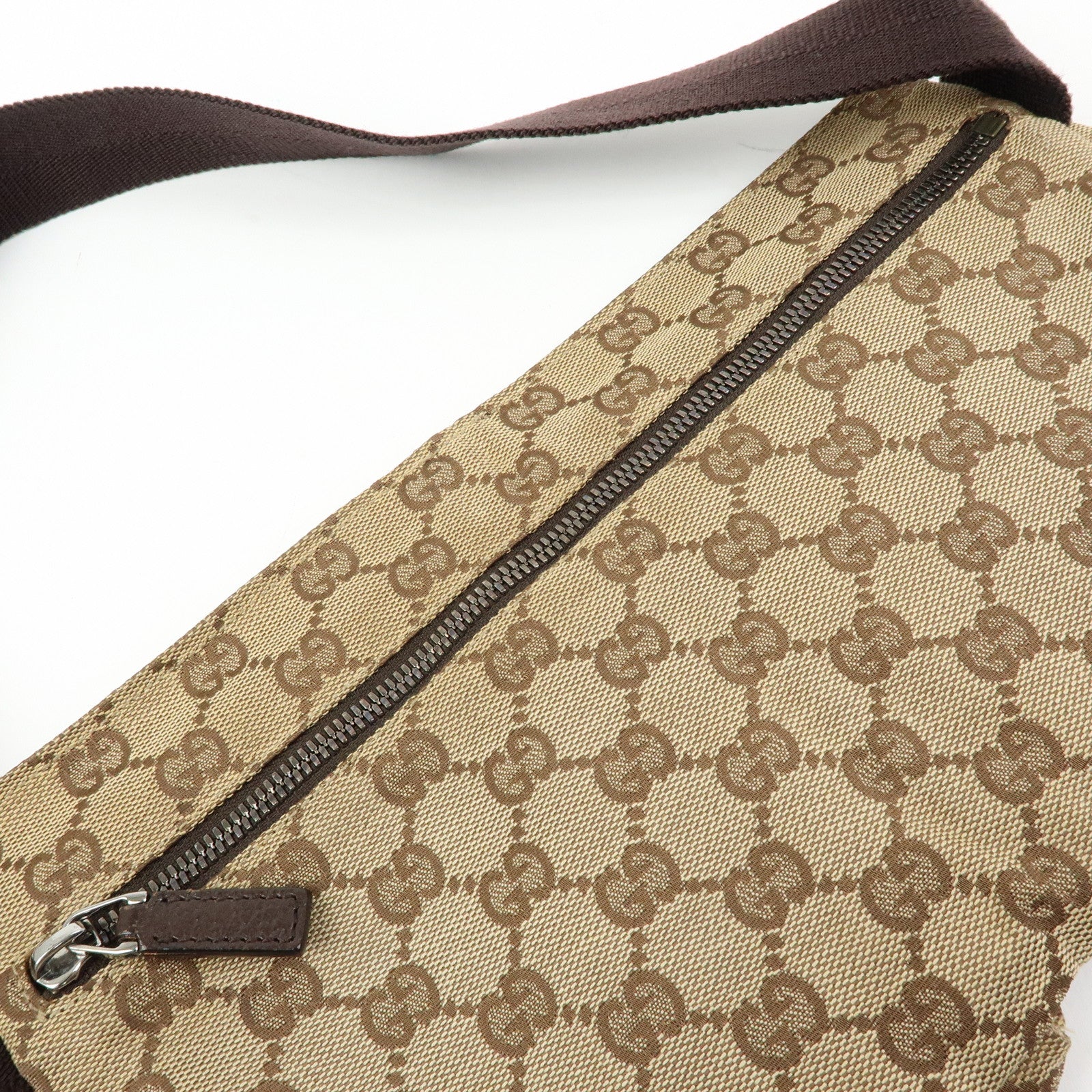 GUCCI GG Canvas Leather Waist Pouch Body Bag Beige Brown 28566