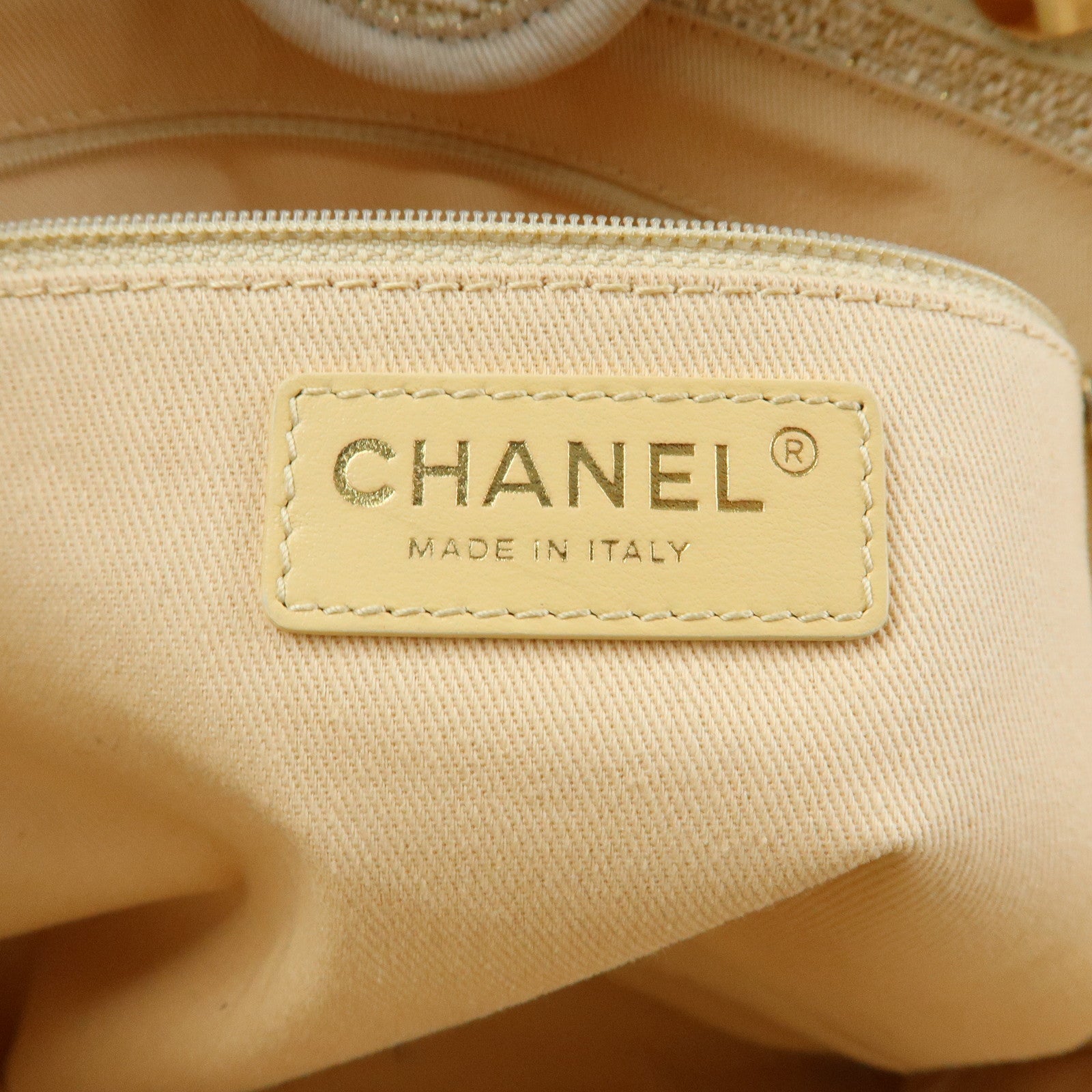 CHANEL Deauville MM Straw Leather Tote Shoulder Bag White A67001