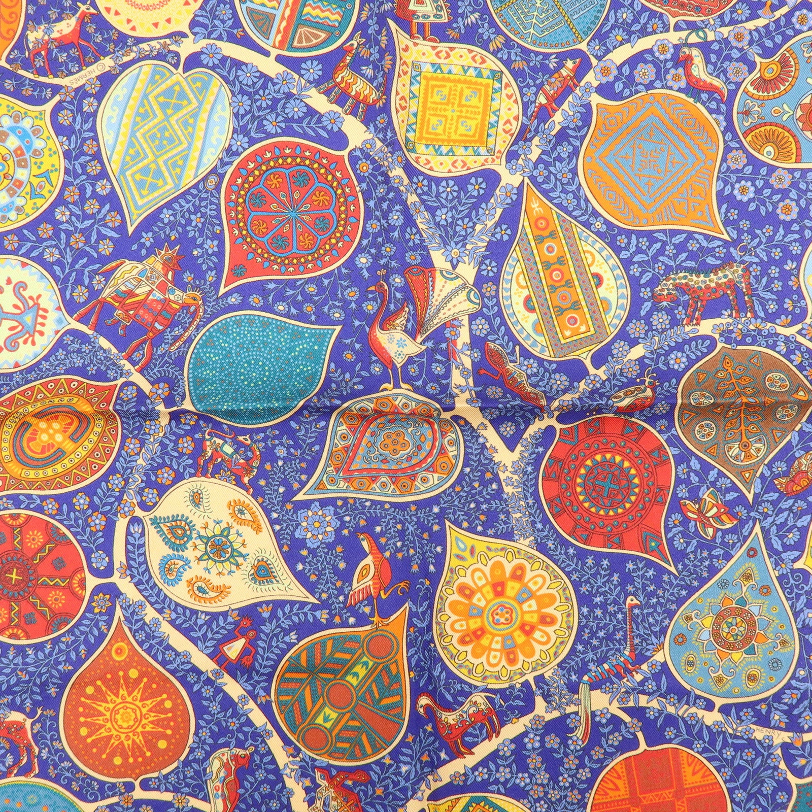 HERMES Carre 45 Silk 100% LArbre devie Scarf Blue Red Muticolor