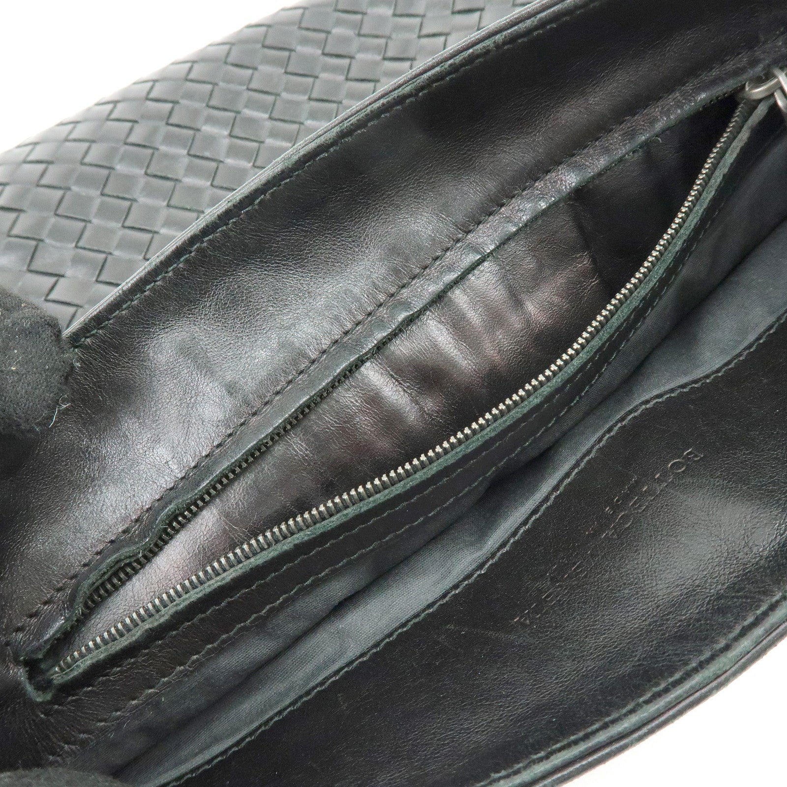 BOTTEGA VENETA Intrecciato Leather Shoulder Bag Black 172736