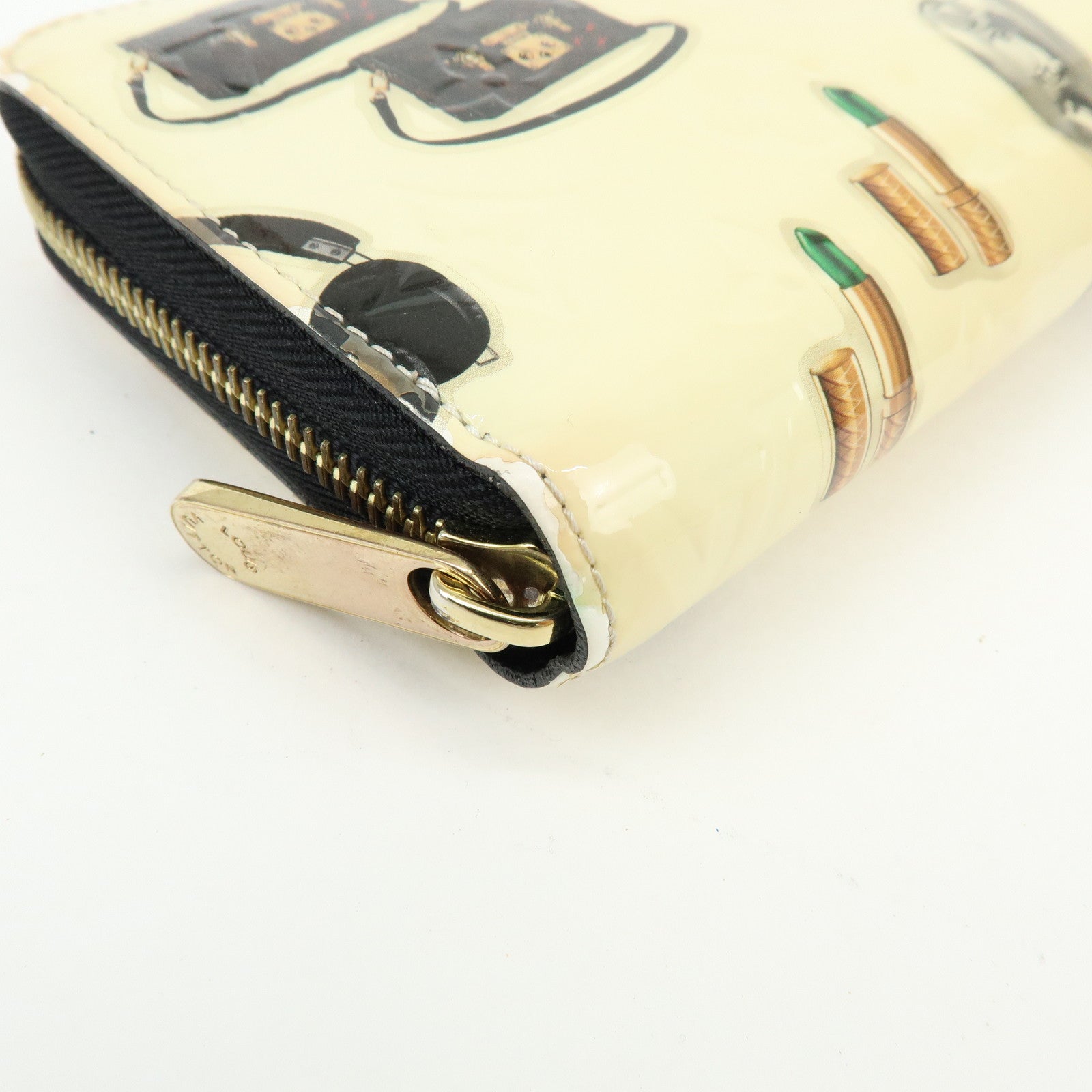 Louis Vuitton Monogram Vernis Zippy Wallet Sticker Print M50370