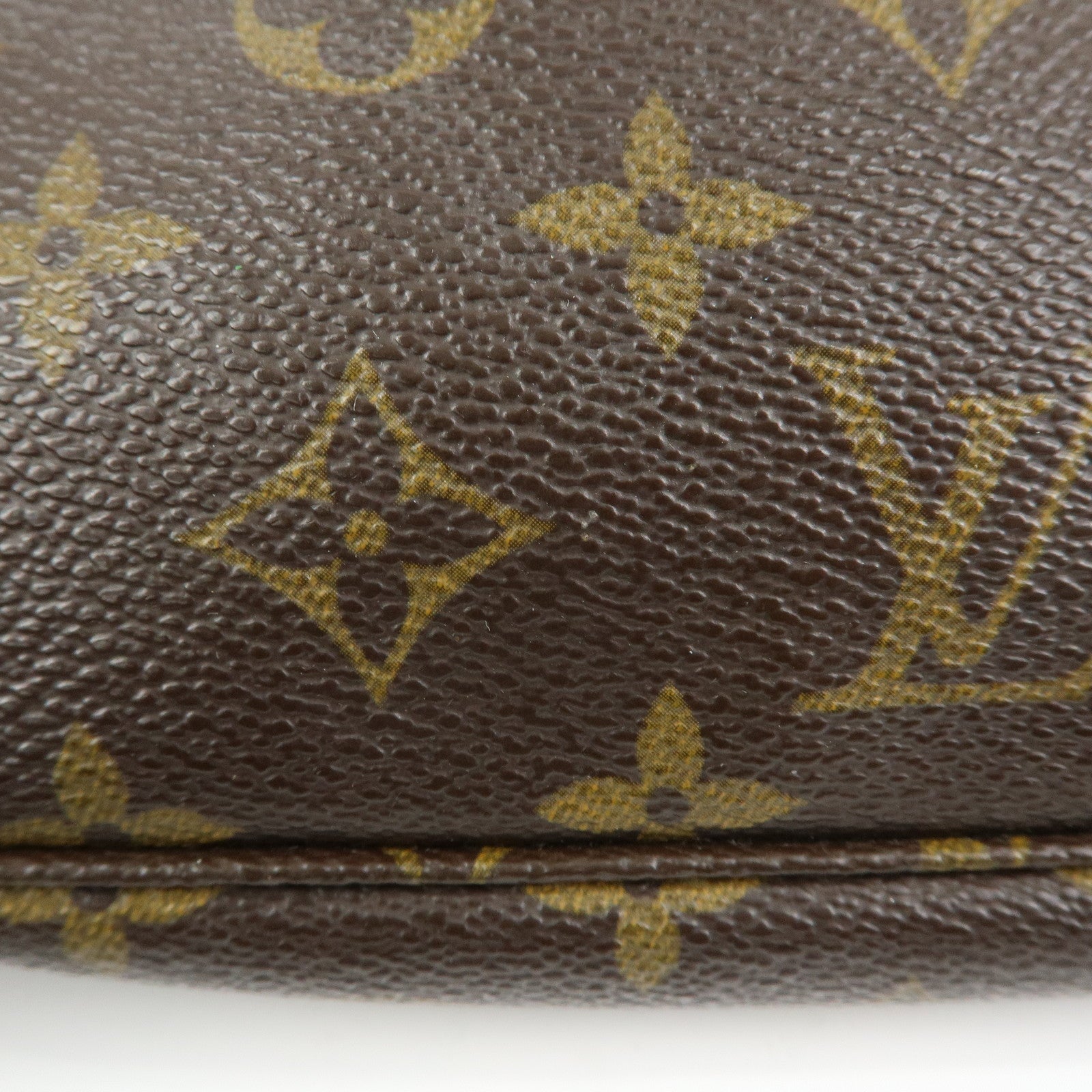 Louis Vuitton Monogram Pochette Accessoires Pouch Hand Bag M51980