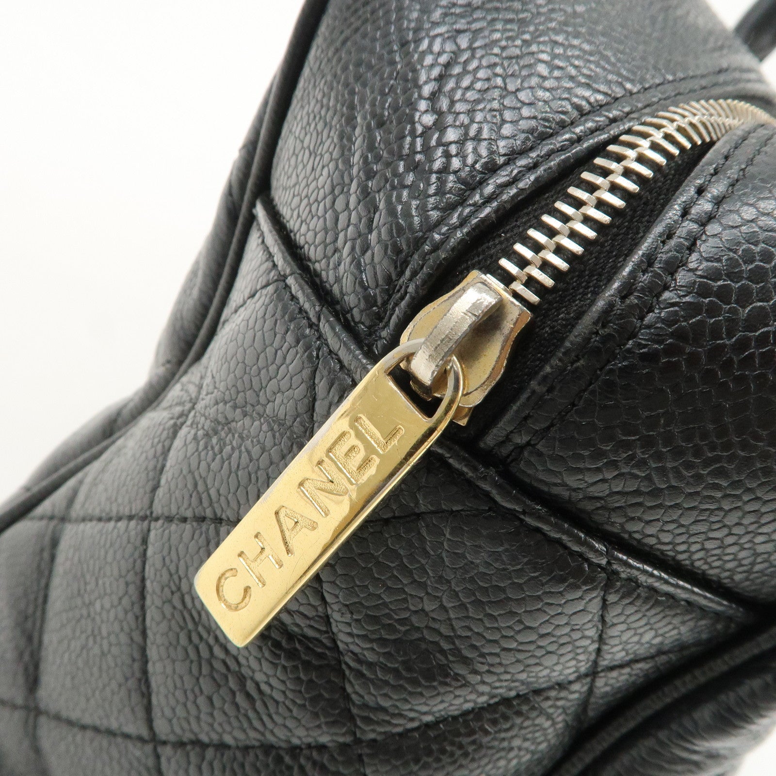 CHANEL Matelasse Caviarskin Boston Bag Hand Bag Black A20997