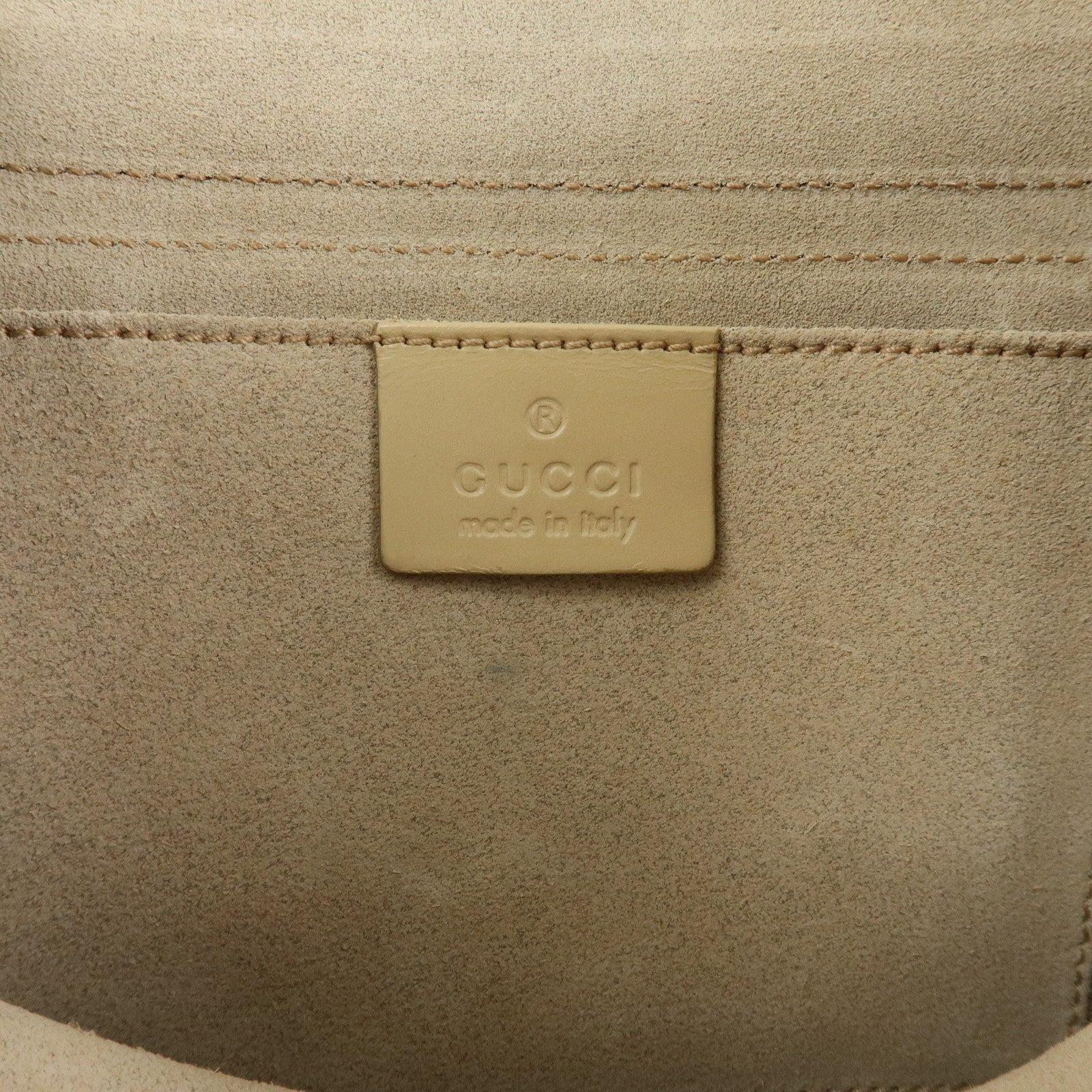 GUCCI Heart Suede Leather Shoulder Bag 95107