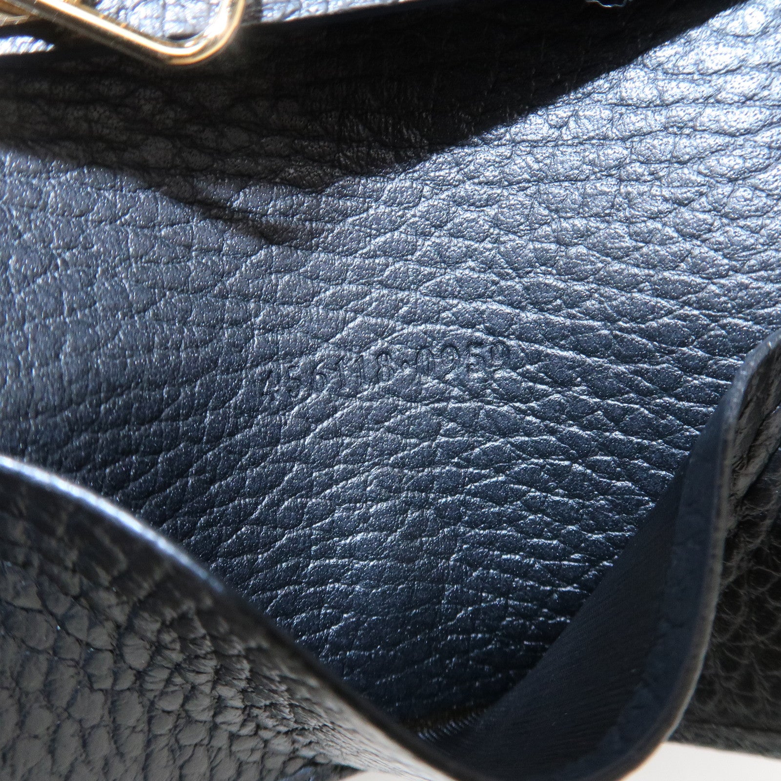 GUCCI GG Marmont Logo Leather 6 Key Case 456118