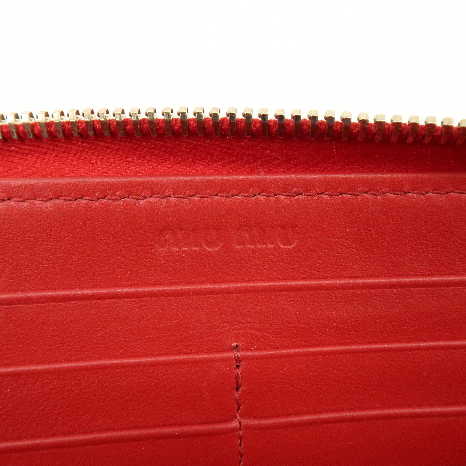 MIU MIU Patent Embossed Leather Round Zippy Long Wallet Red 5ML506
