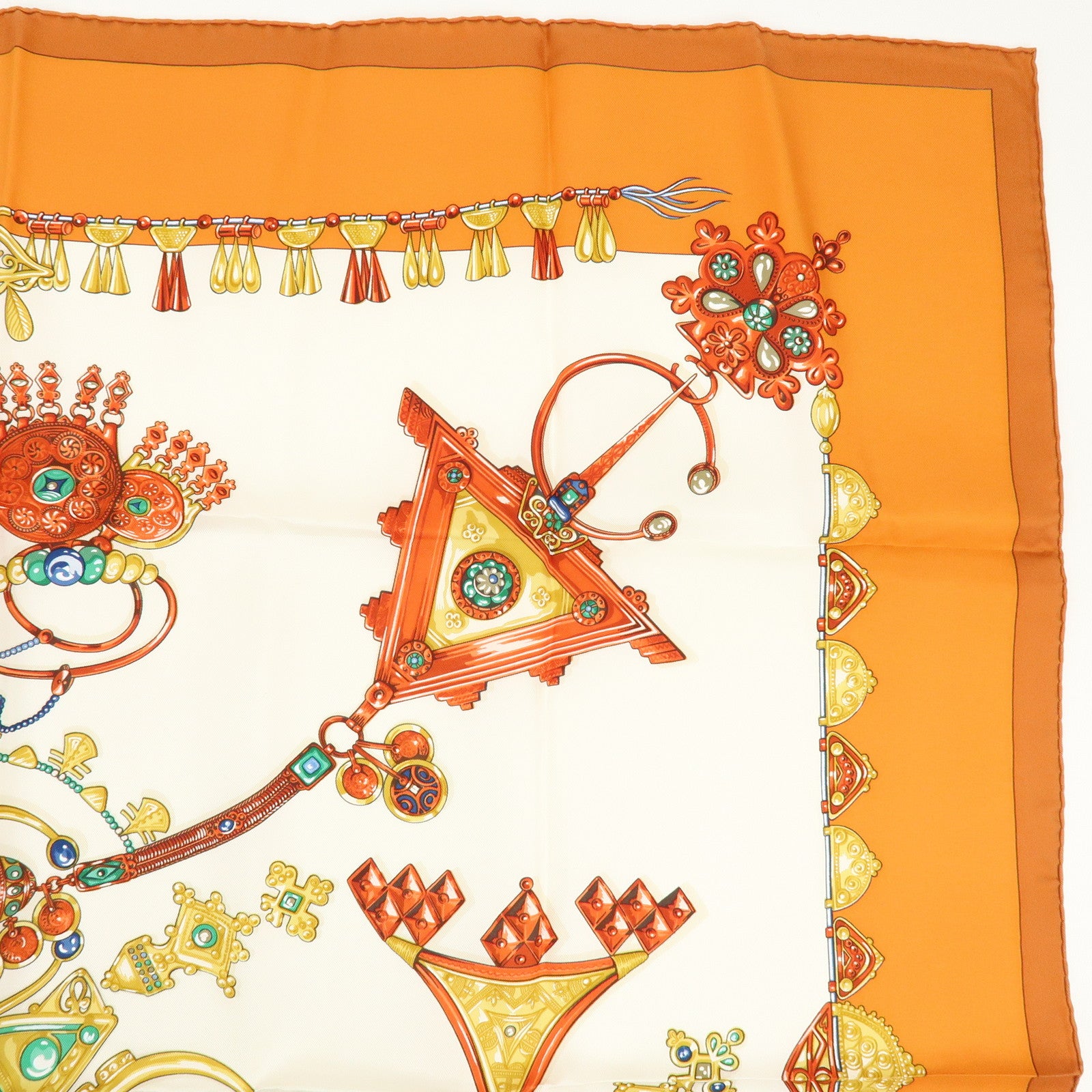 HERMES Carre 90 Silk 100% Scarf PARURES DES MAHARAJAS
