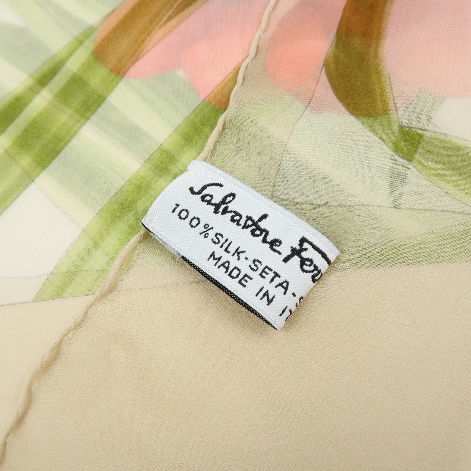 Ferragamo Silk 100% Scarf Flower Motif Ocha-Ken Beige Green Red