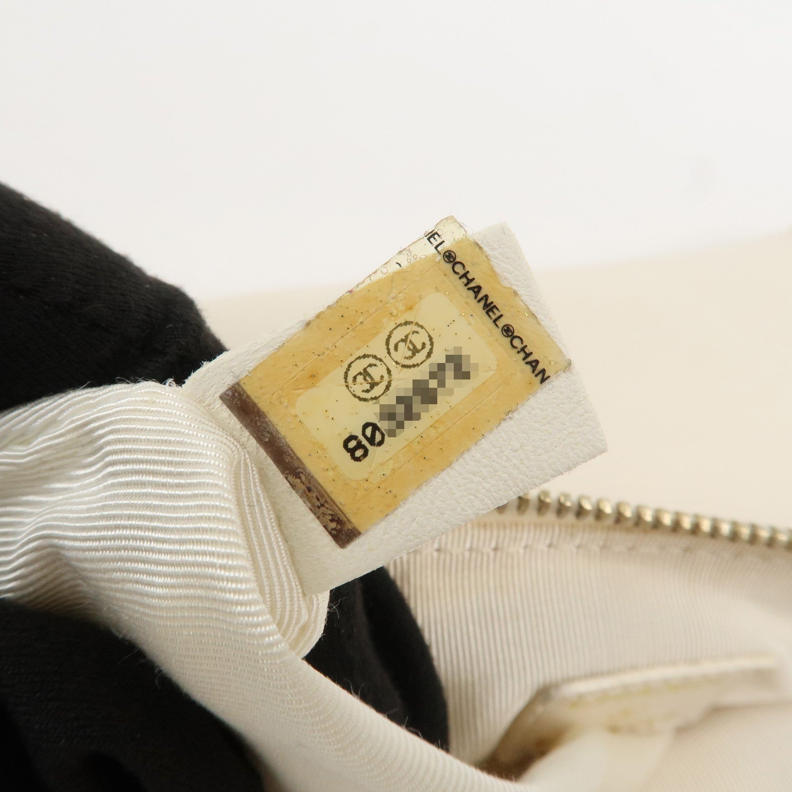 CHANEL Camellia Leather Patent Leather Clutch Bag Wrist Bag Ivory