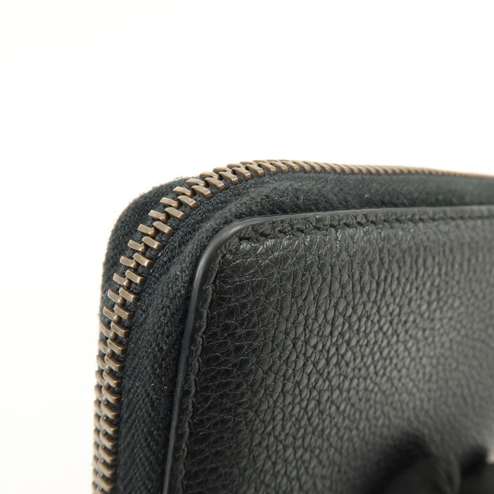 GUCCI Sherry GG Marmont Leather Zippy Card Case Black 496319