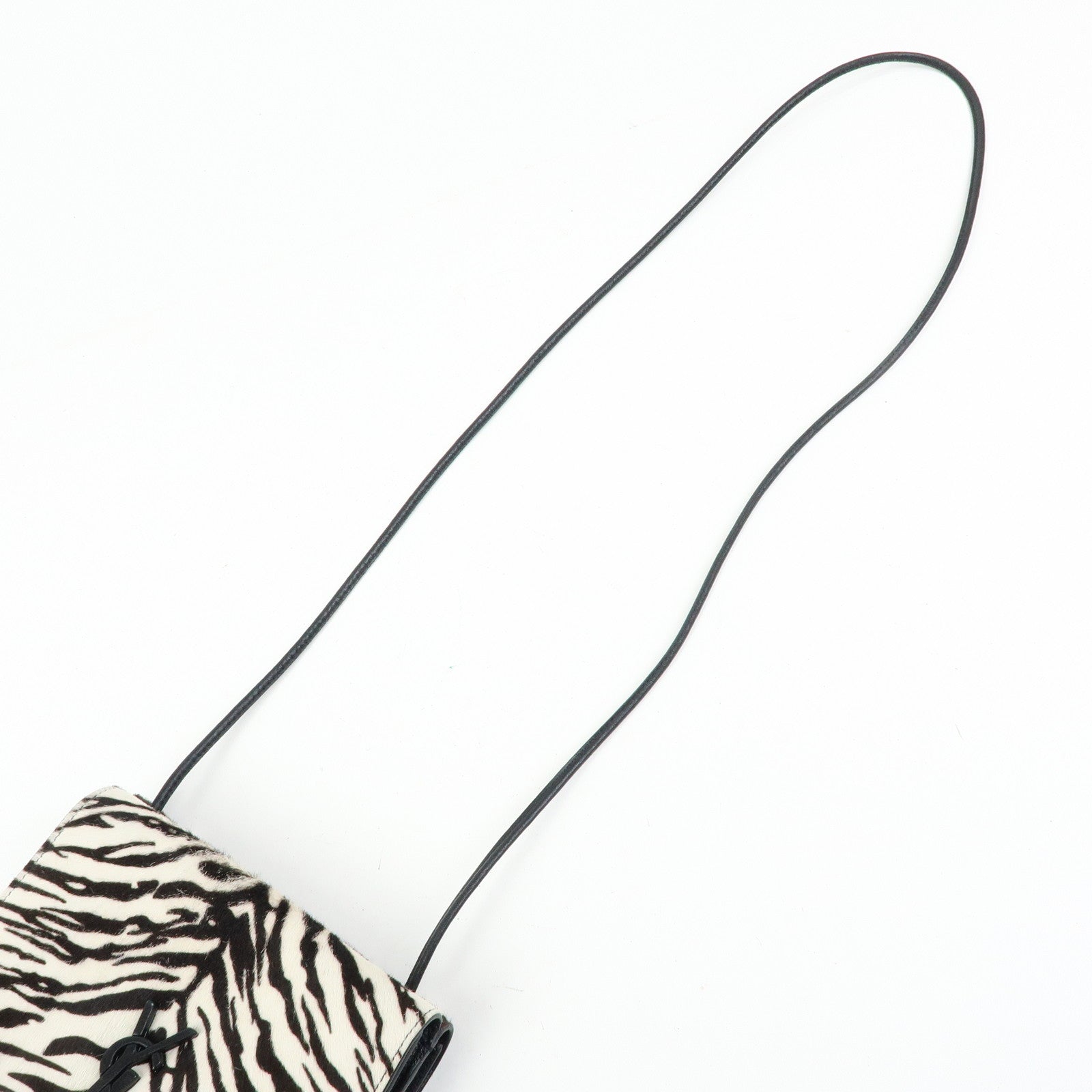 SAINT LAURENT PARIS Cassandra Unborn Calf Shoulder Bag 517537