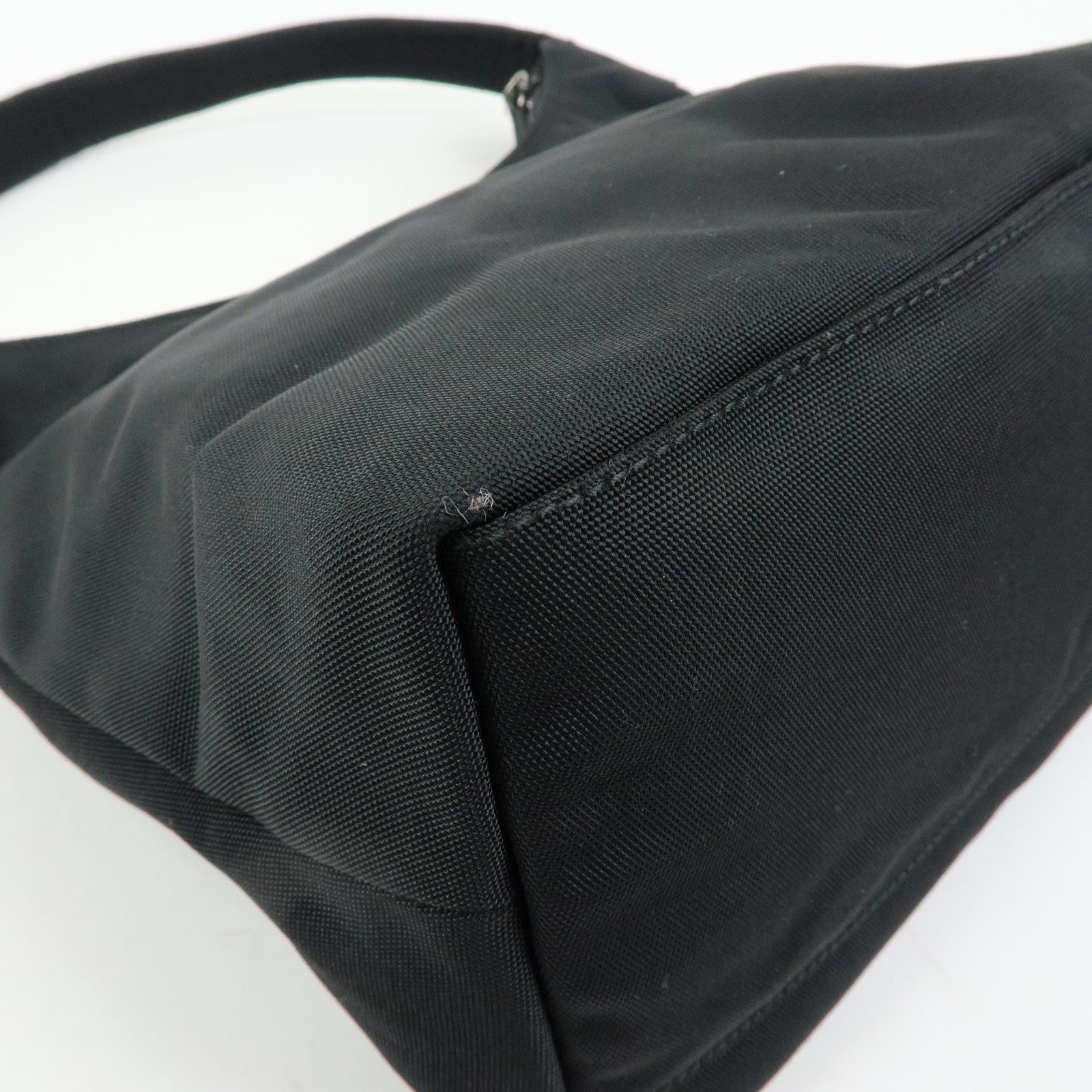 GUCCI GG Nylon Leather Shoulder Bag Black 001・3386