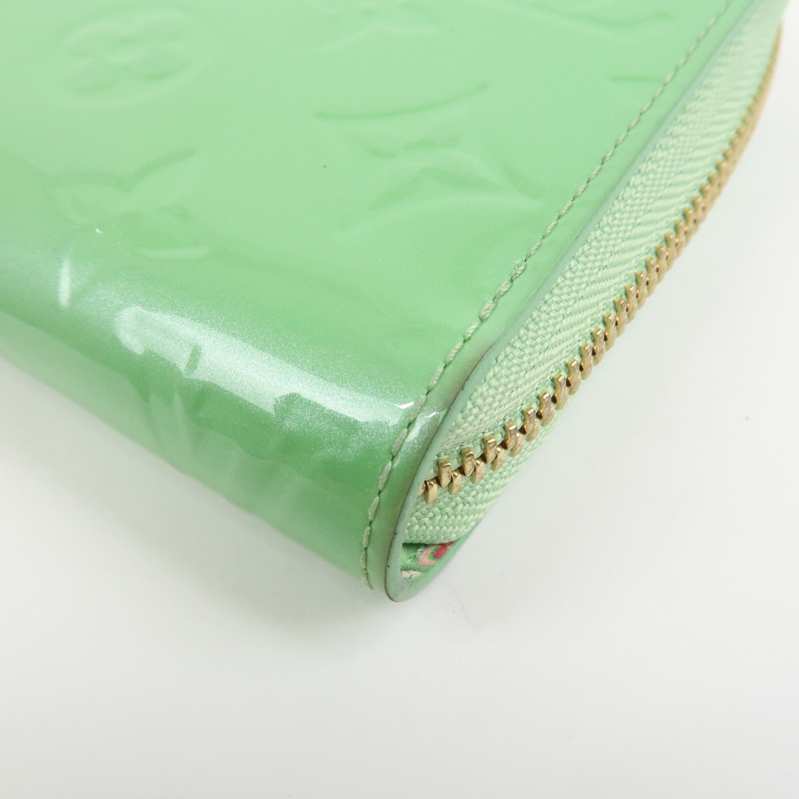 Louis Vuitton Monogram Vernis Zippy Wallet Gummy Apple M82065