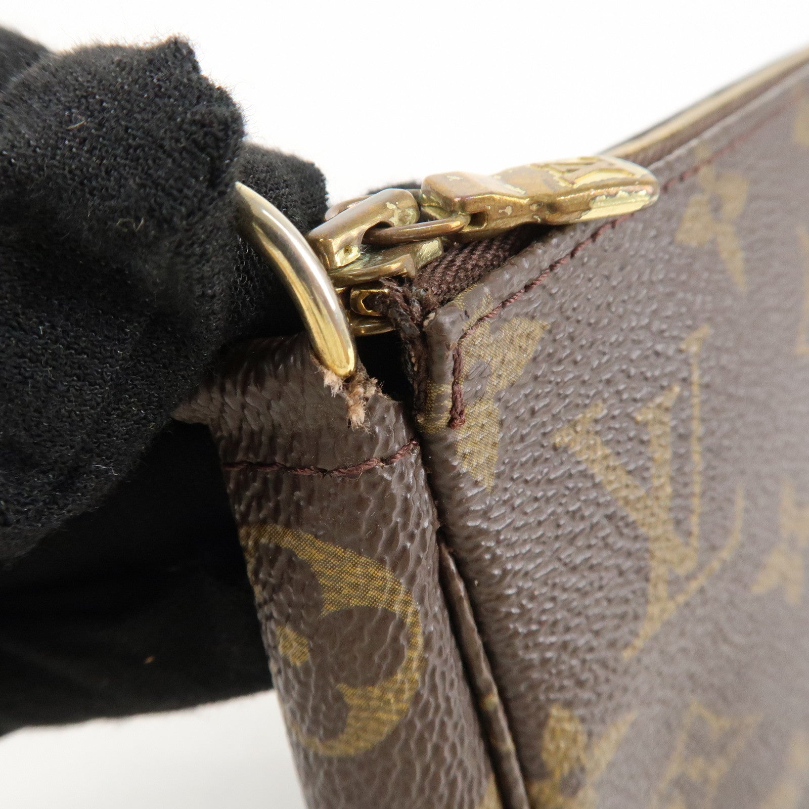 Louis Vuitton Monogram Pochette Accessoires Pochette Pouch M51980 Used