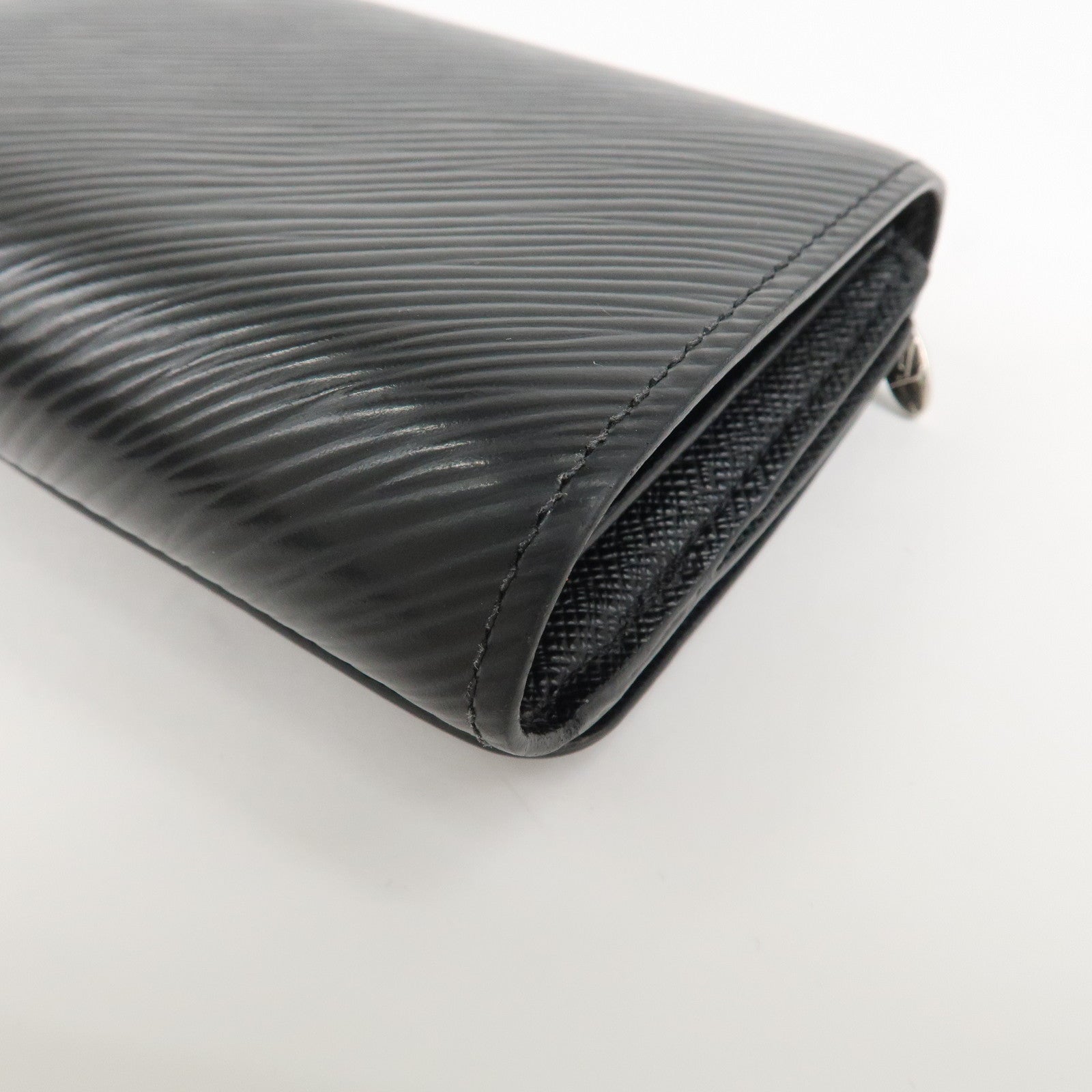 Louis Vuitton Epi Portefeuille Twist Compact XS Wallet Black M63322