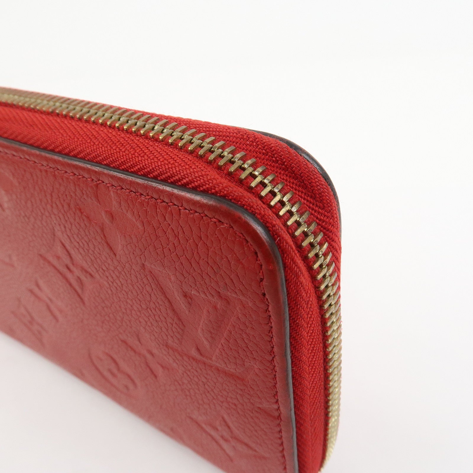 Louis Vuitton Monogram Empreinte Leather Round Zippy Wallet M68571