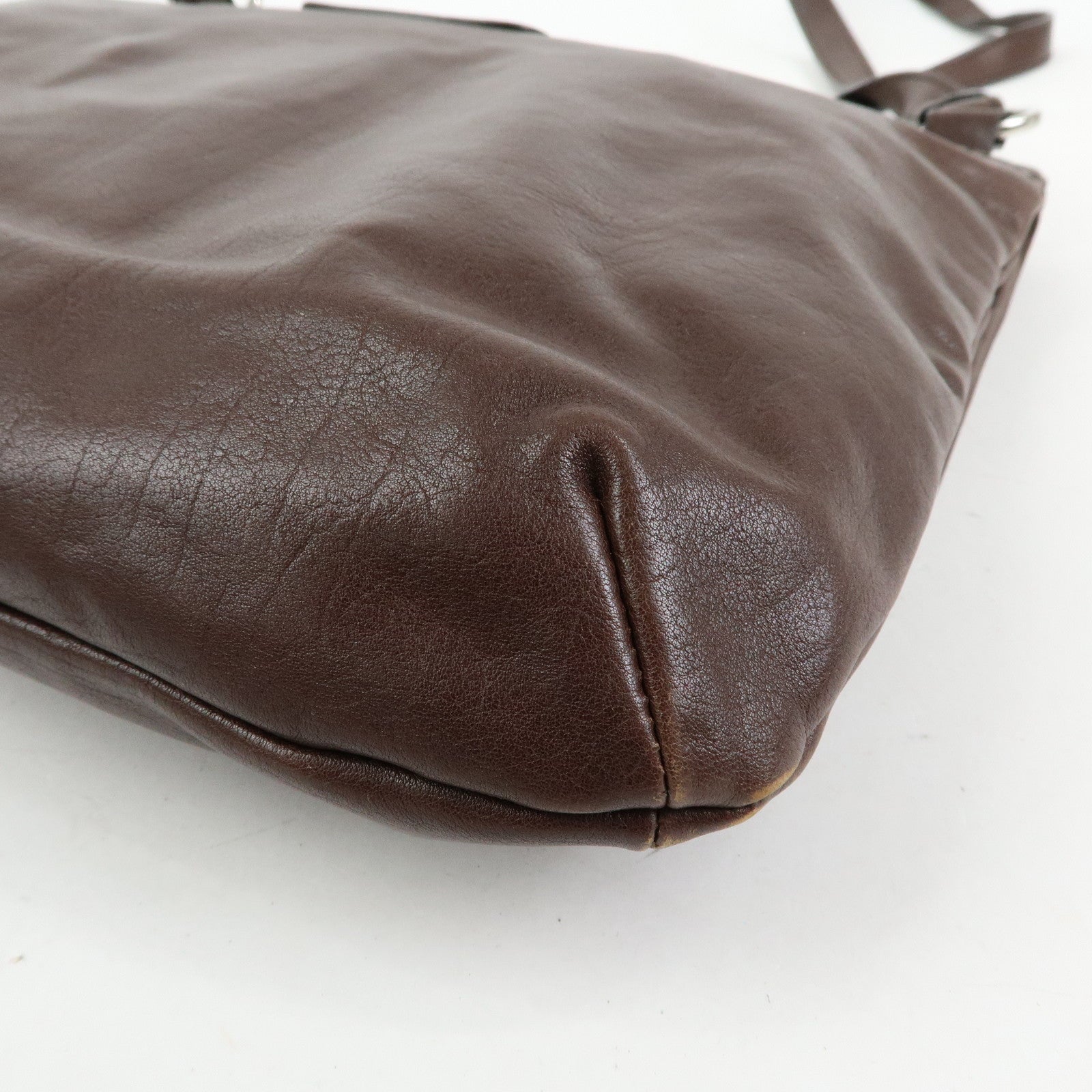 TOD'S Leather Belt Accent Flap Shoulder Bag Crossbody Bag Brown
