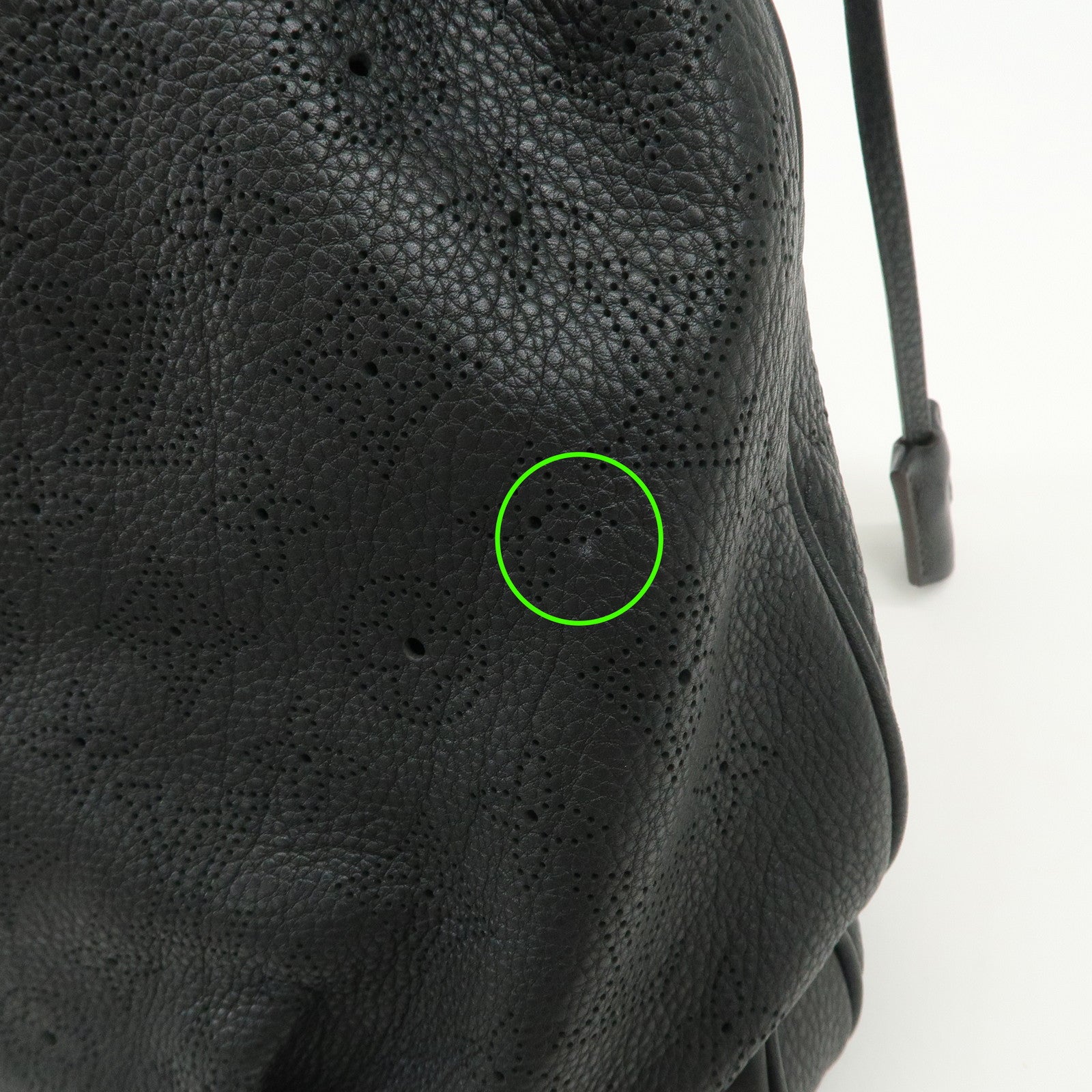 Louis Vuitton Monogram Mahina Selene PM Shoulder Bag Noir M94314