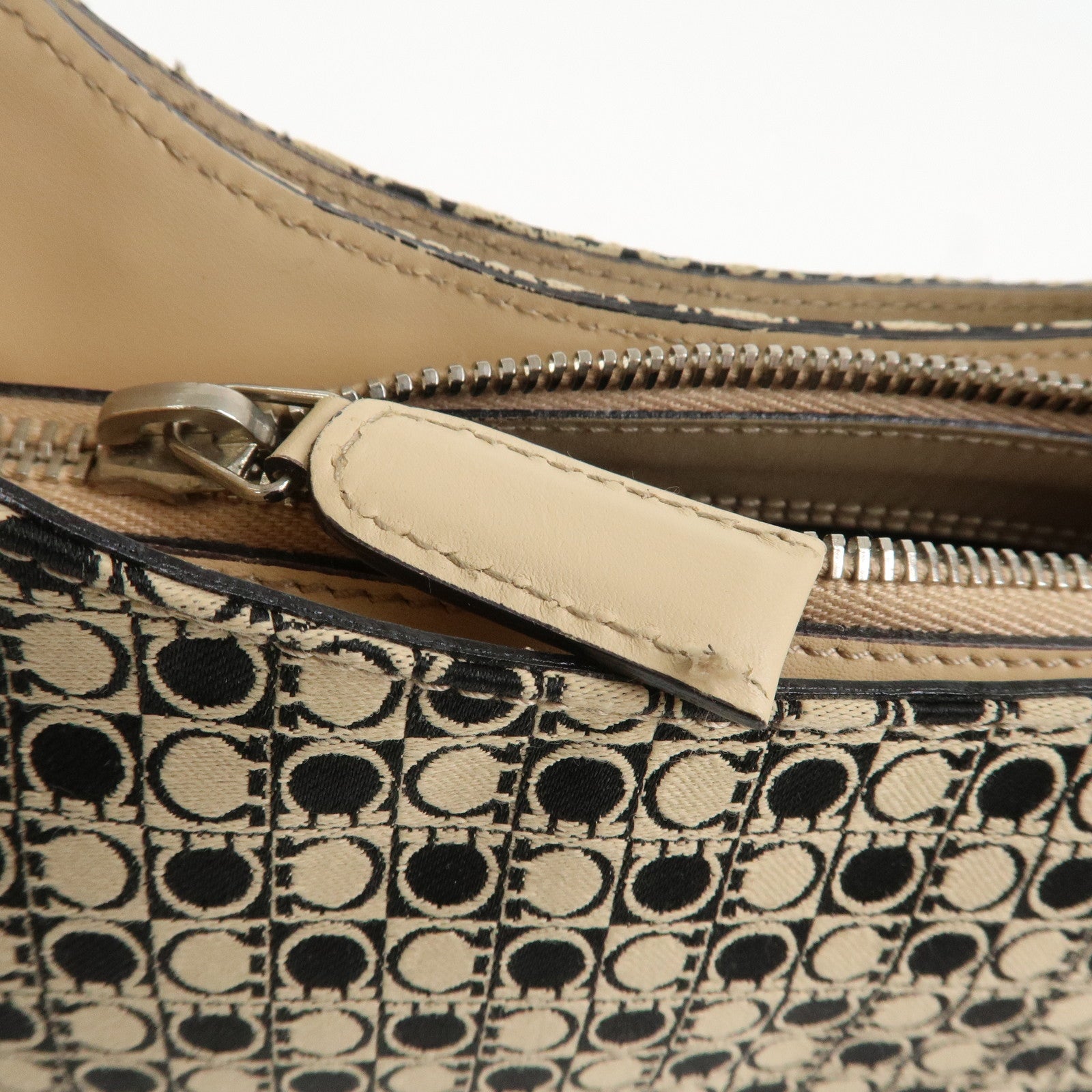 Ferragamo Gancini Canvas Leather Shoulder Bag Hand Bag Beige Black