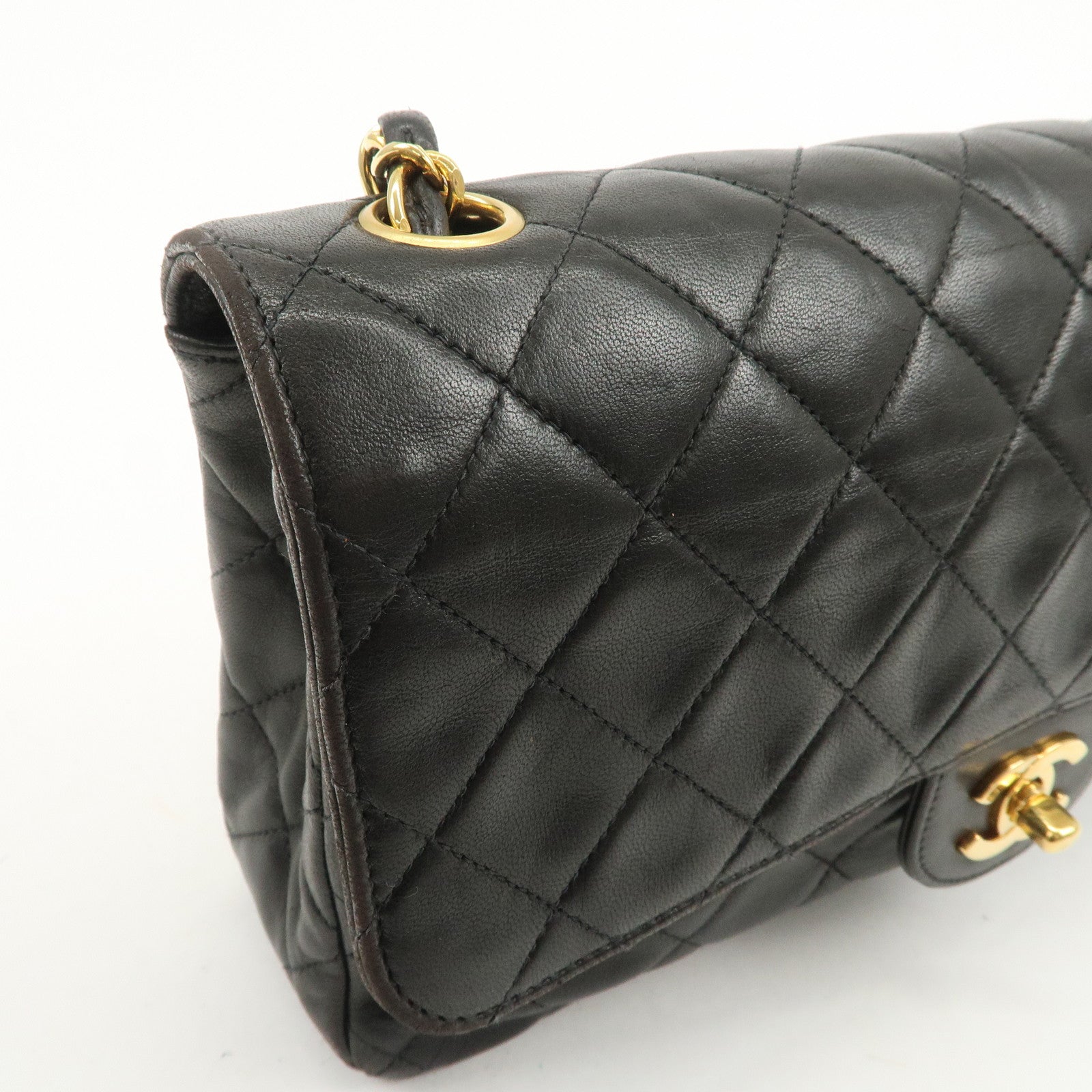 CHANEL Matelasse Lamb Skin Chain Shoulder Bag Black A01112