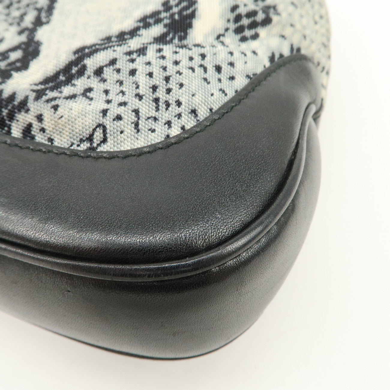 GUCCI Jackie Canvas Leather Shoulder Bag Hand Bag Black 001・9735