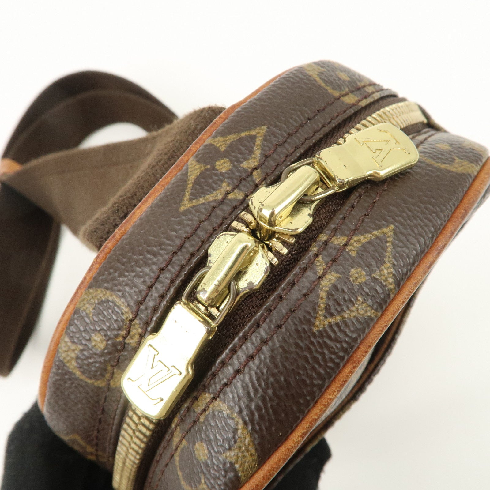 Louis Vuitton Monogram Pochette Gange Cross Body Bag M51870 Used