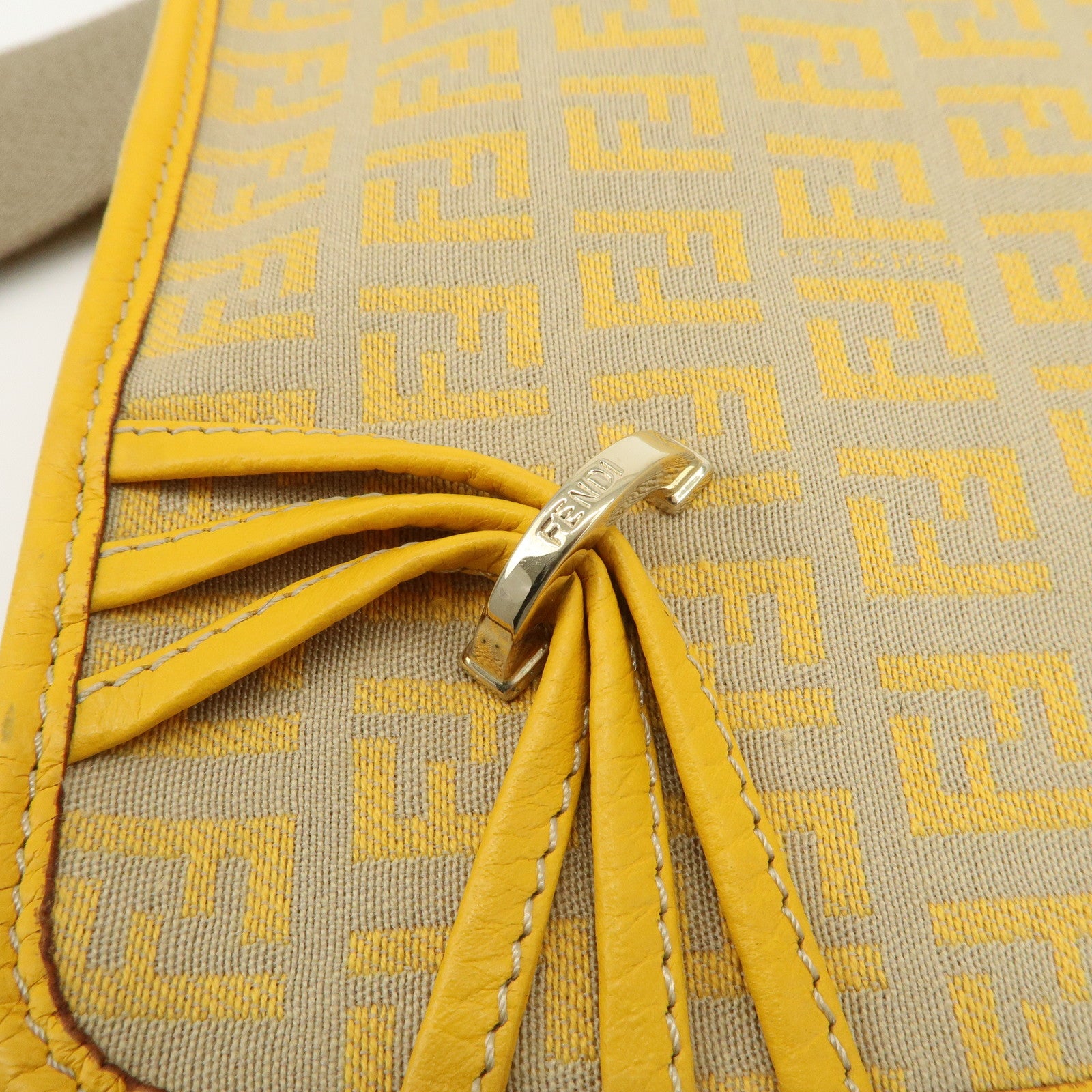 FENDI Zucchino Canvas Leather Shoulder Bag Beige Yellow 8BT089