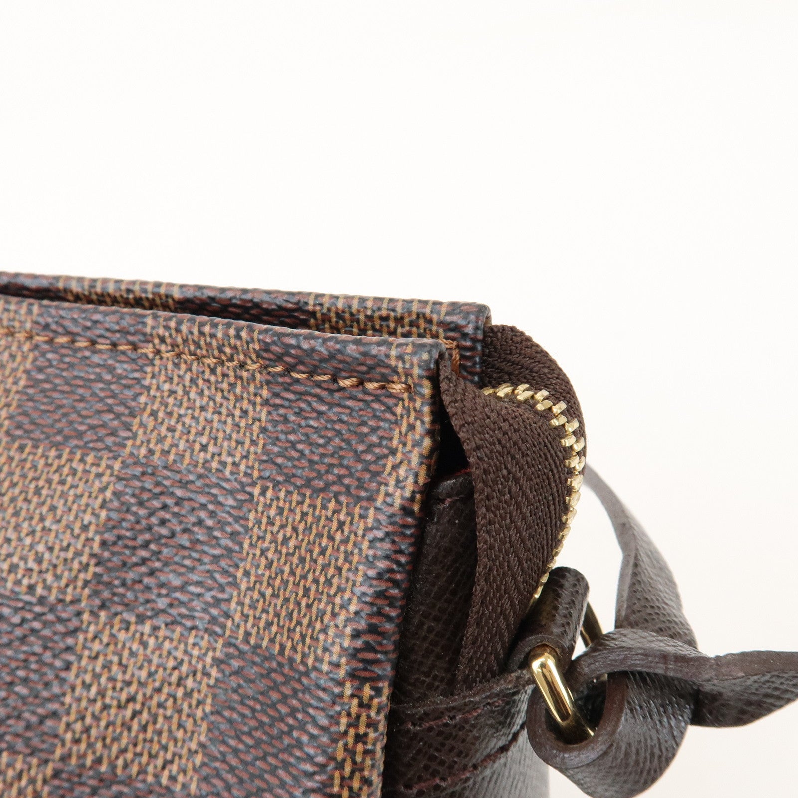 Louis Vuitton Damier Trousse Makeup Accessory Pouch Brown N51982