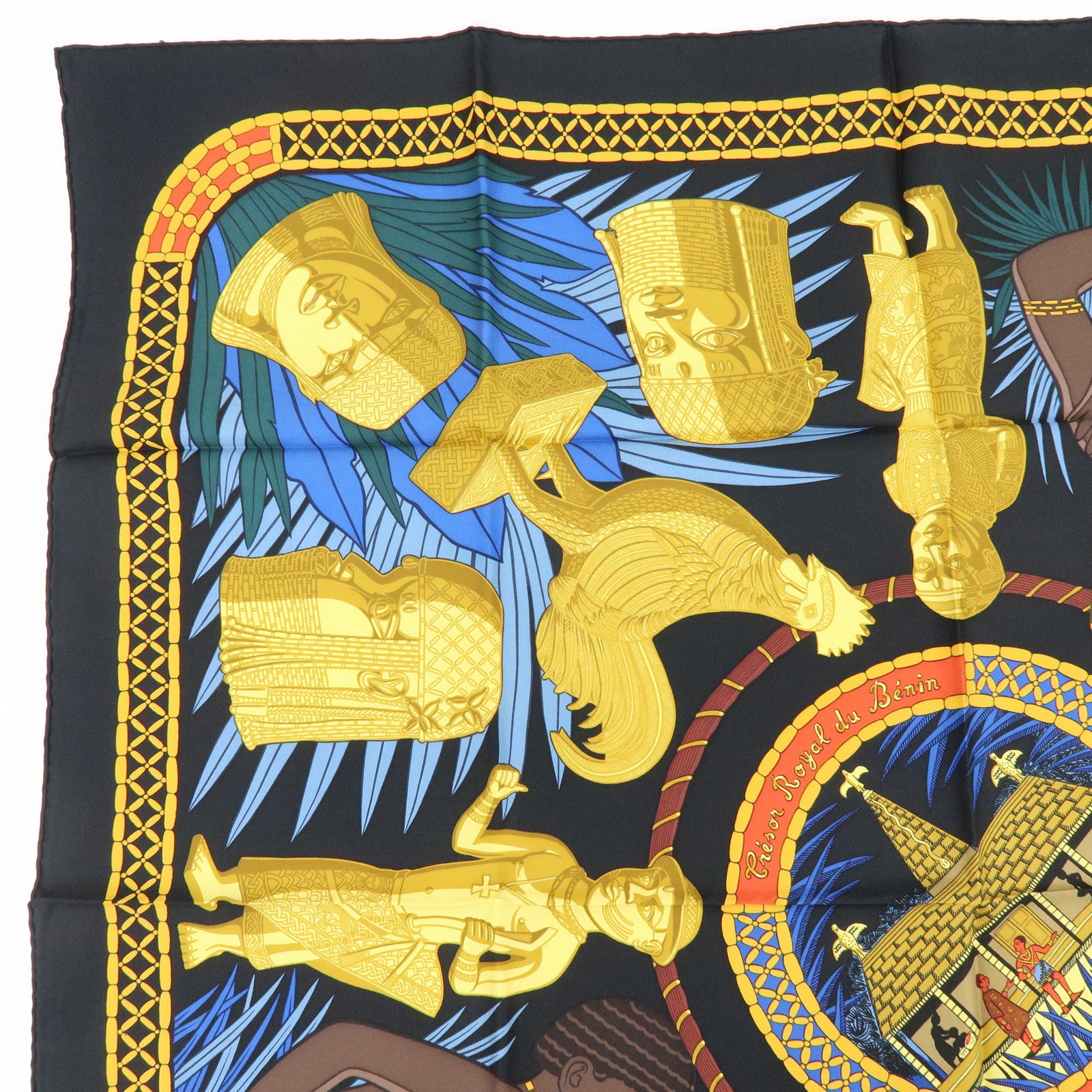 HERMES Carre 90 Silk 100% Scarf Tresor Royal Du Benin Black