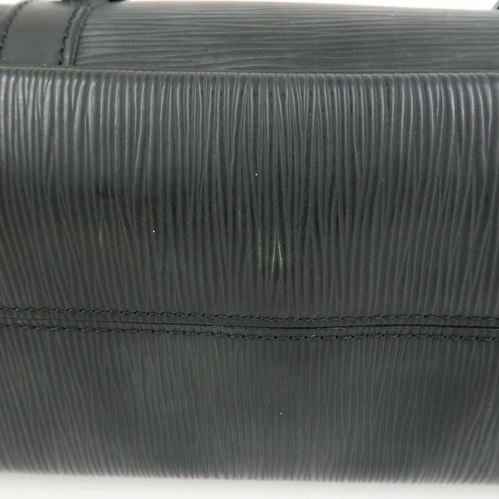 Louis Vuitton Epi Segur MM Shoulder Bag Hand Bag Noir M58862