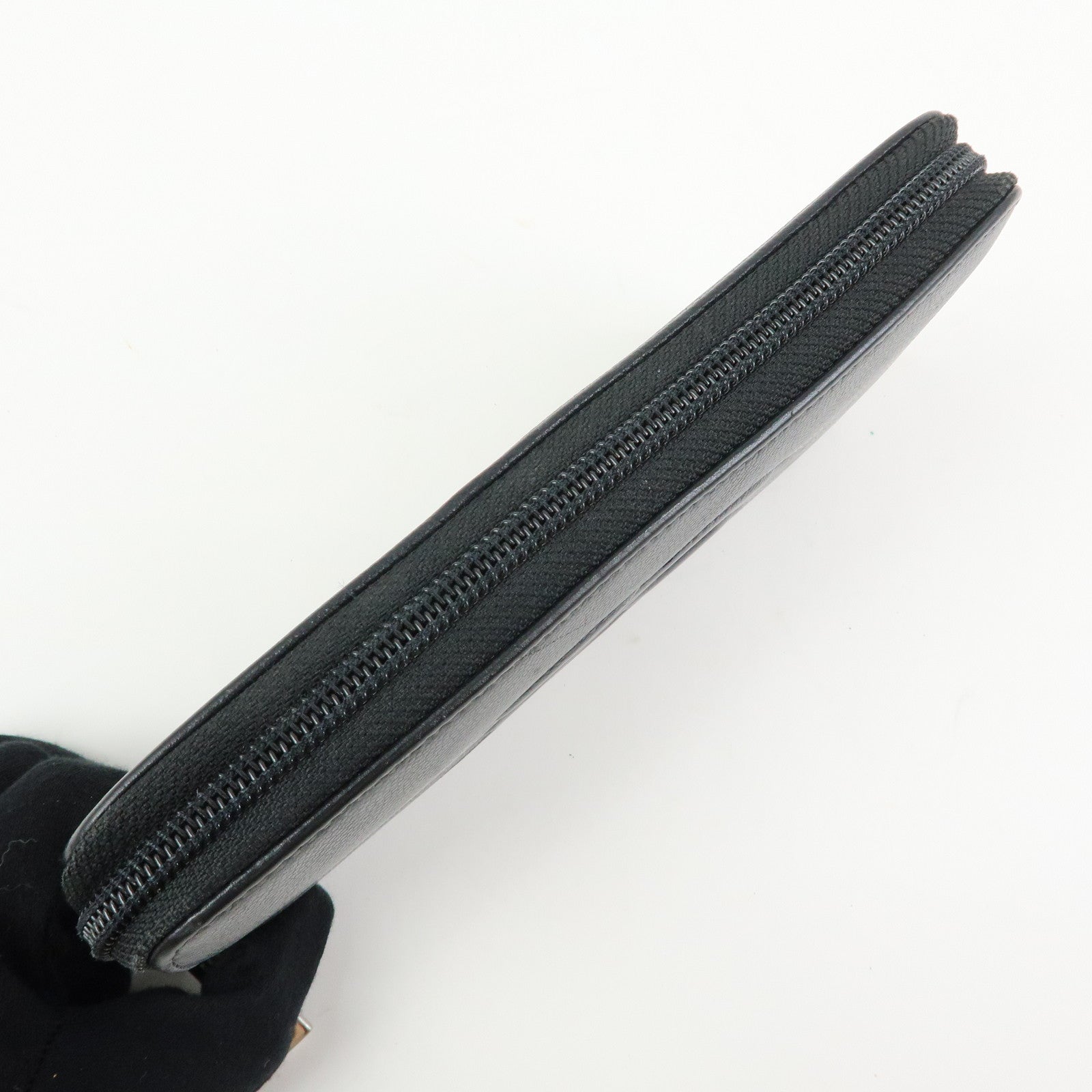 CHANEL COCO Mark Caviarskin Round Zippy Wallet Black Silver