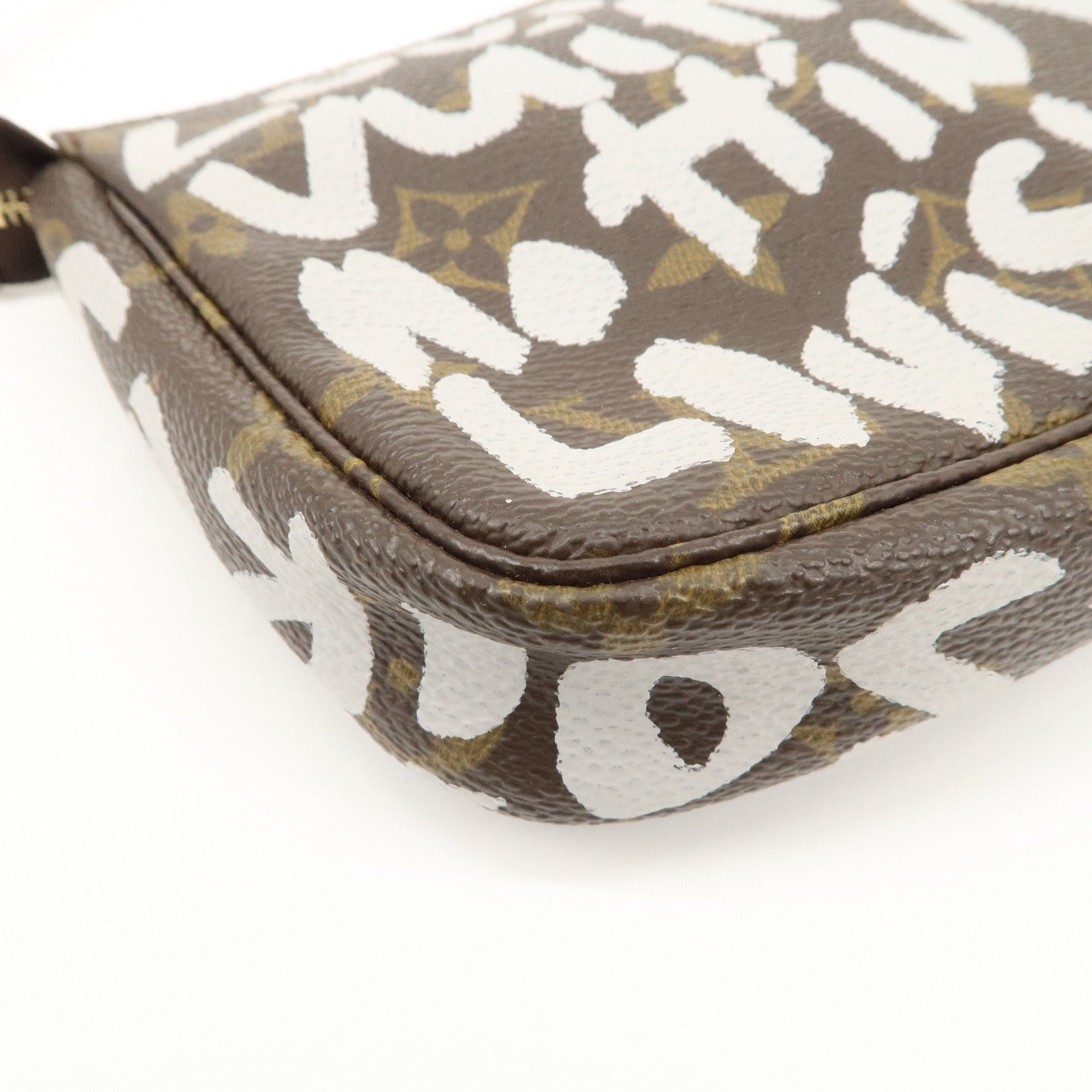 Louis Vuitton Monogram Graffiti Pochette Accessoires Hand Bag M92192 Used