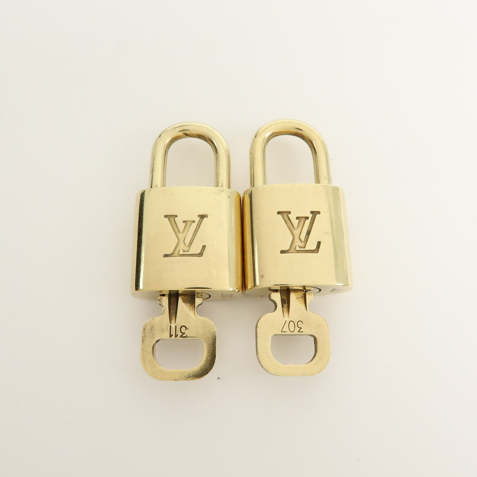 Louis Vuitton Set of 10 Lock & Key Cadena Key Lock Gold