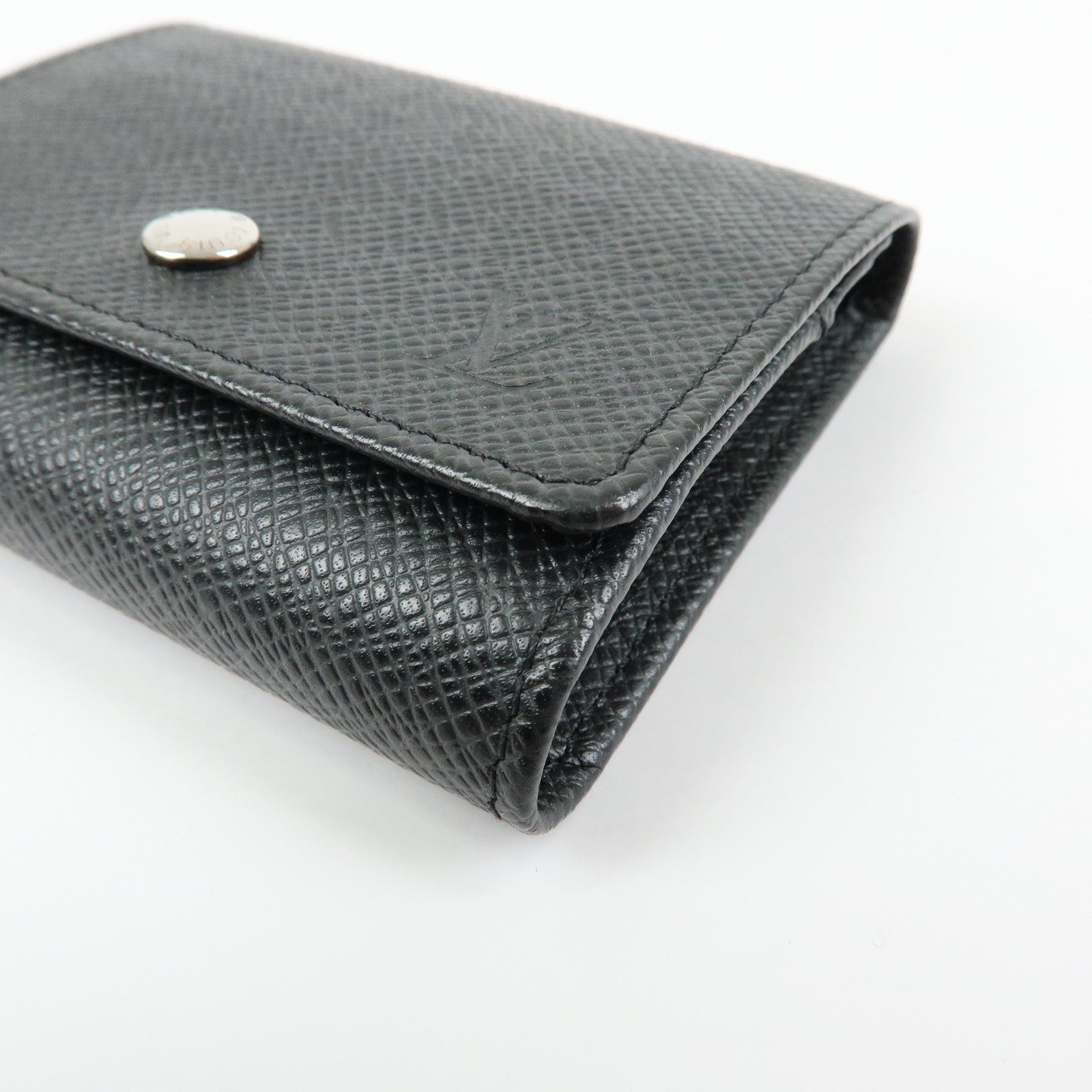 Louis Vuitton Taiga Porte Monnaie Sergei Coin Case Black M32562