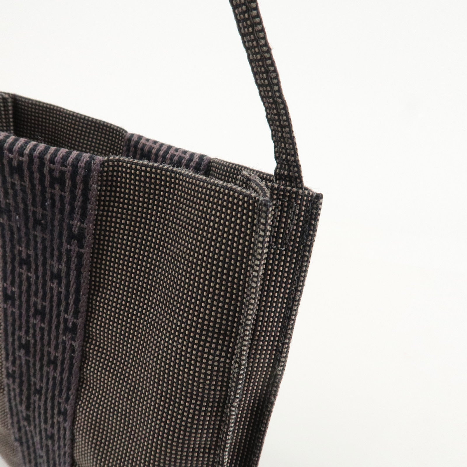 HERMES Her Line Canvas Omenito Shoulder Bag Crossbody Bag Gray Used