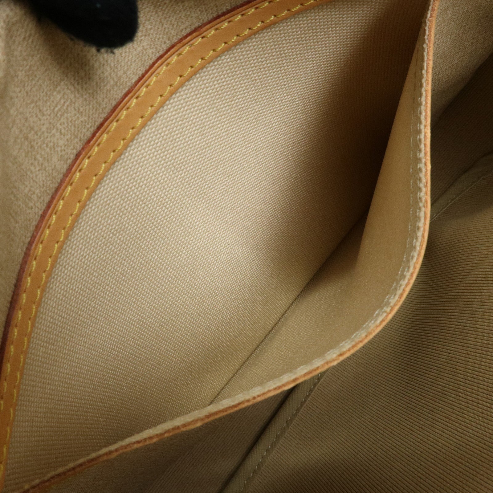 Louis Vuitton Monogram Reporter PM Shoulder Crossbody Bag M45254