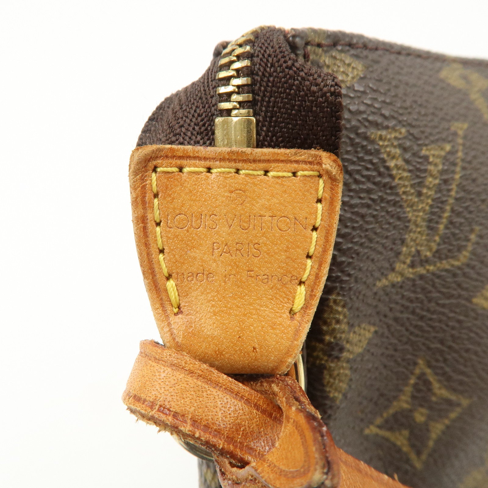 Louis Vuitton Monogram Pochette Accessoires Hand Bag Brown M51980