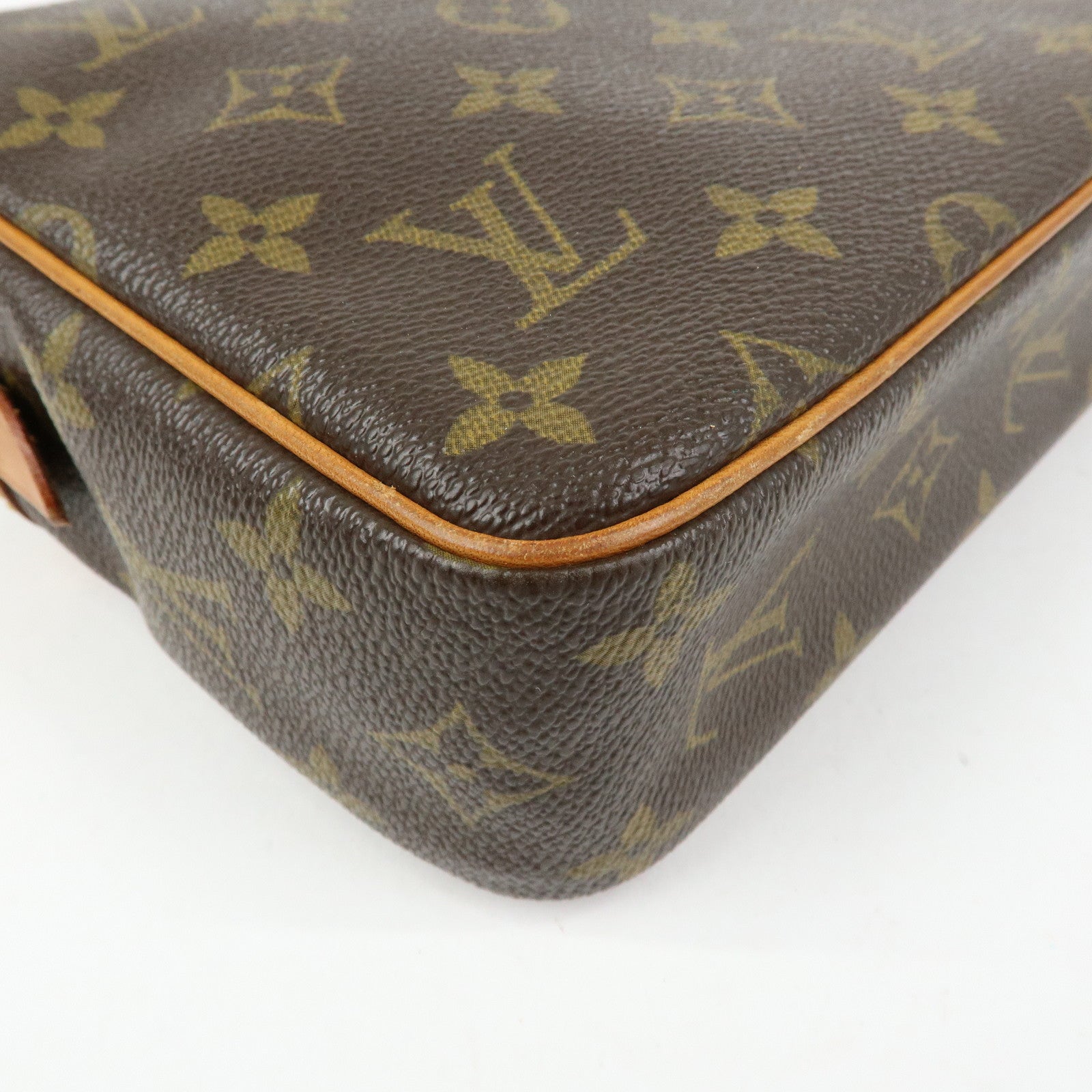 Louis Vuitton Monogram Compiegne 23 Pouch Clutch Bag Brown M51845