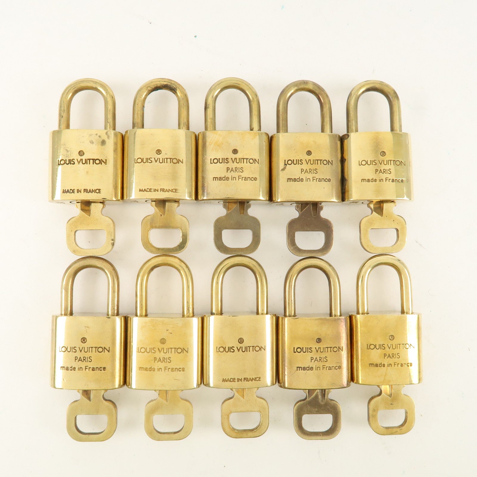 Louis Vuitton Set of 10 Lock & Key Cadena Key Lock Metal Gold Used