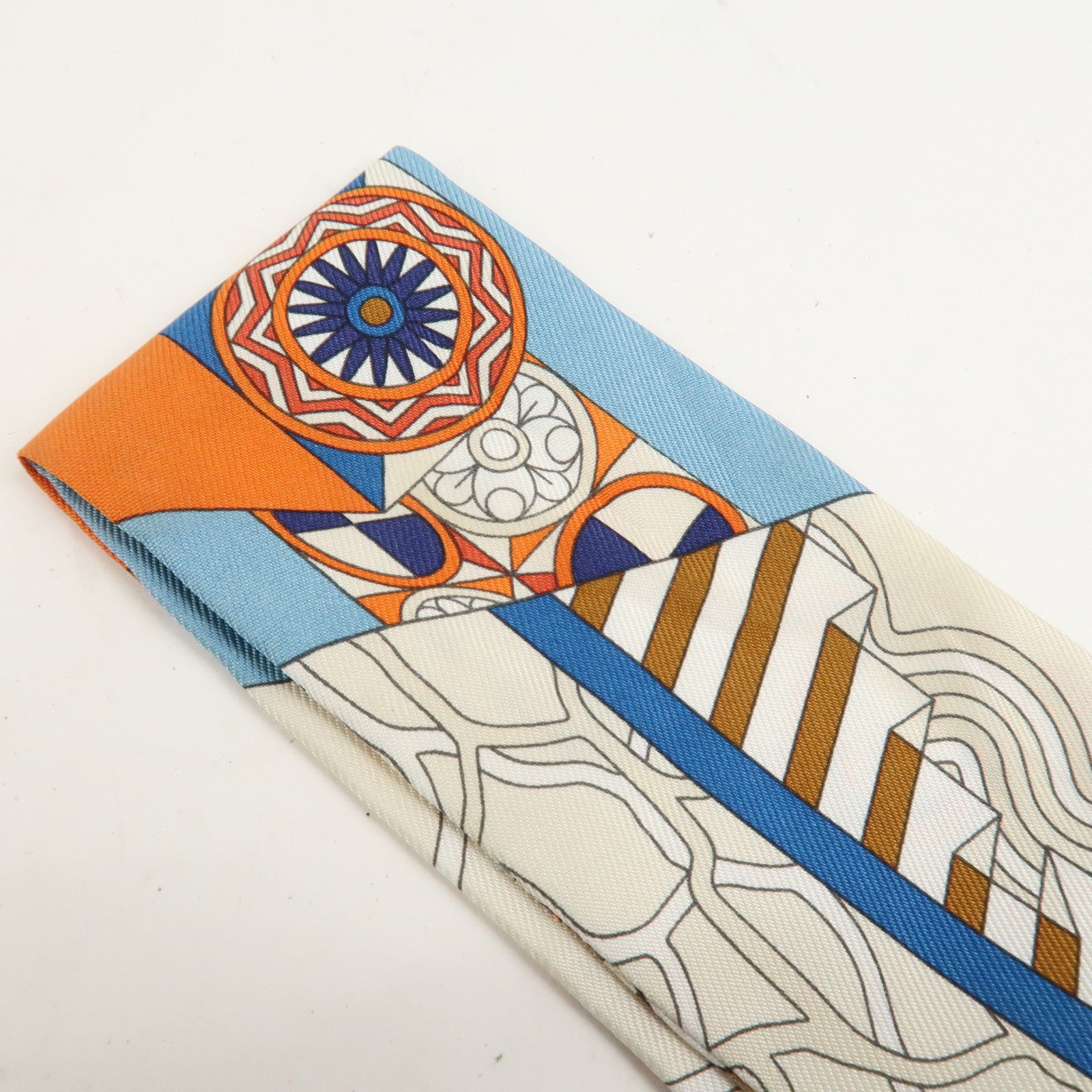 HERMES Twilly Silk 100% Scarf De l'Ombrelle aux Duels Vieux