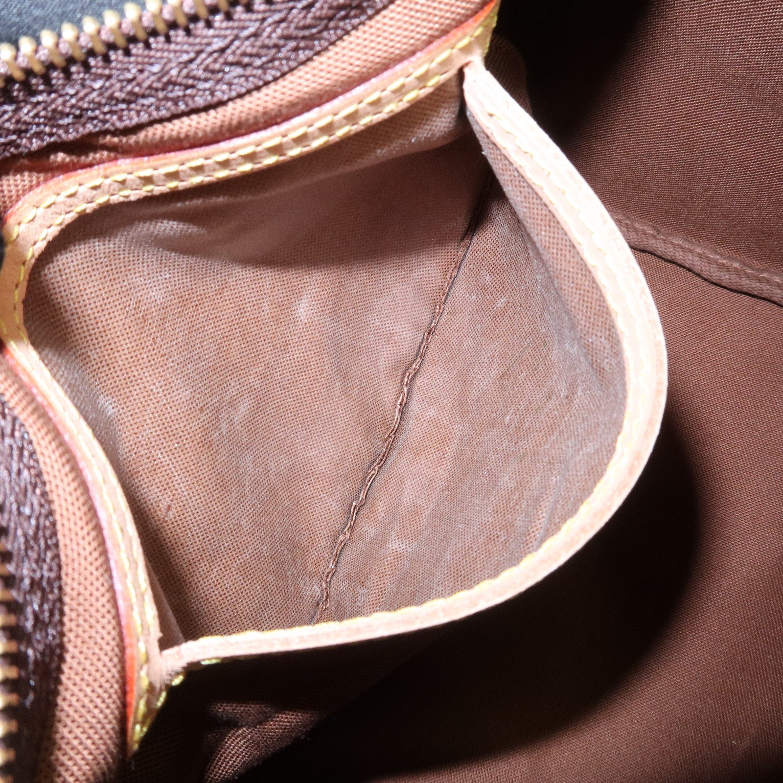 Louis Vuitton Monogram Speedy 25 Boston Bag Brown M41528
