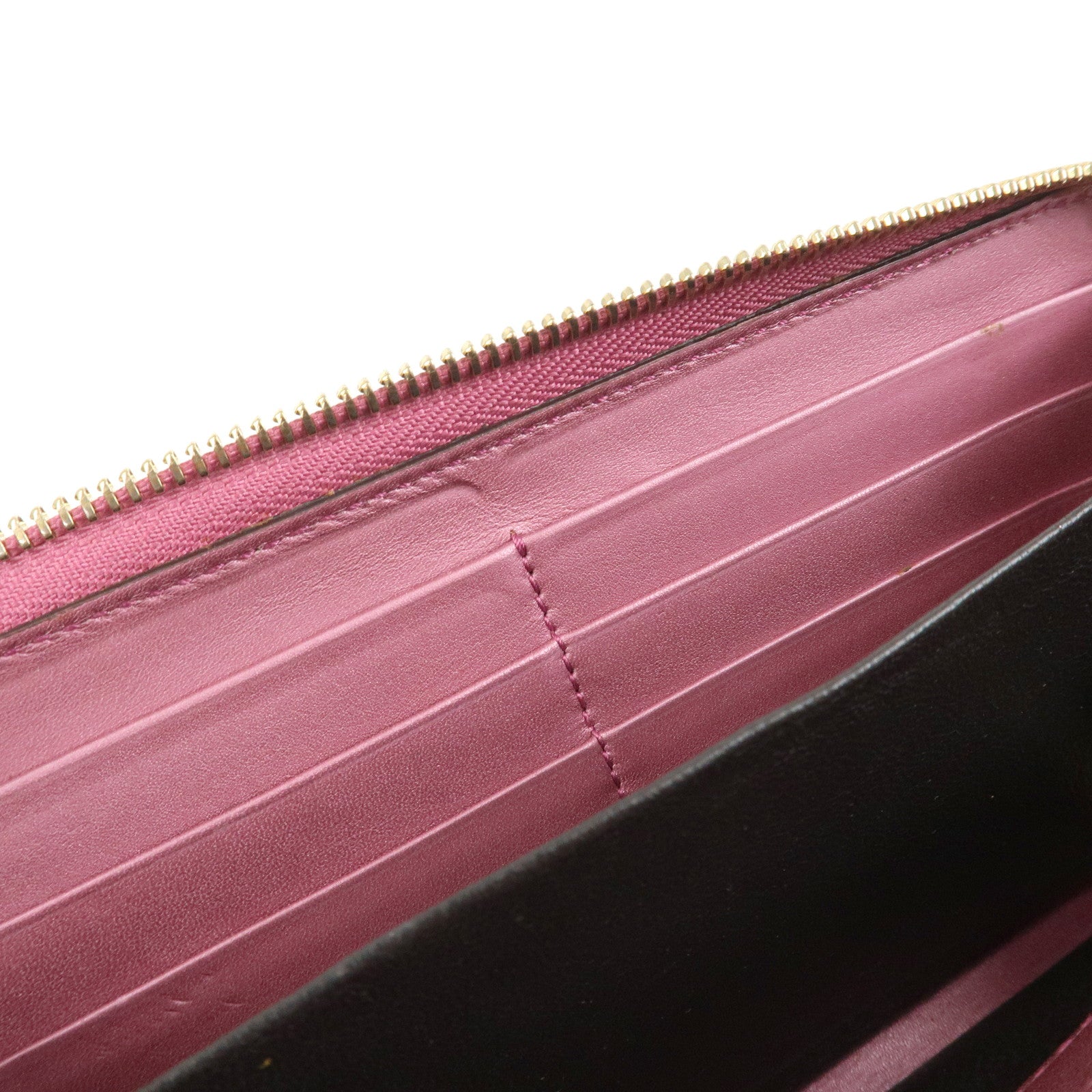 GUCCI Lovely Heart Guccissima Leather Round Zippy Long Wallet 278566