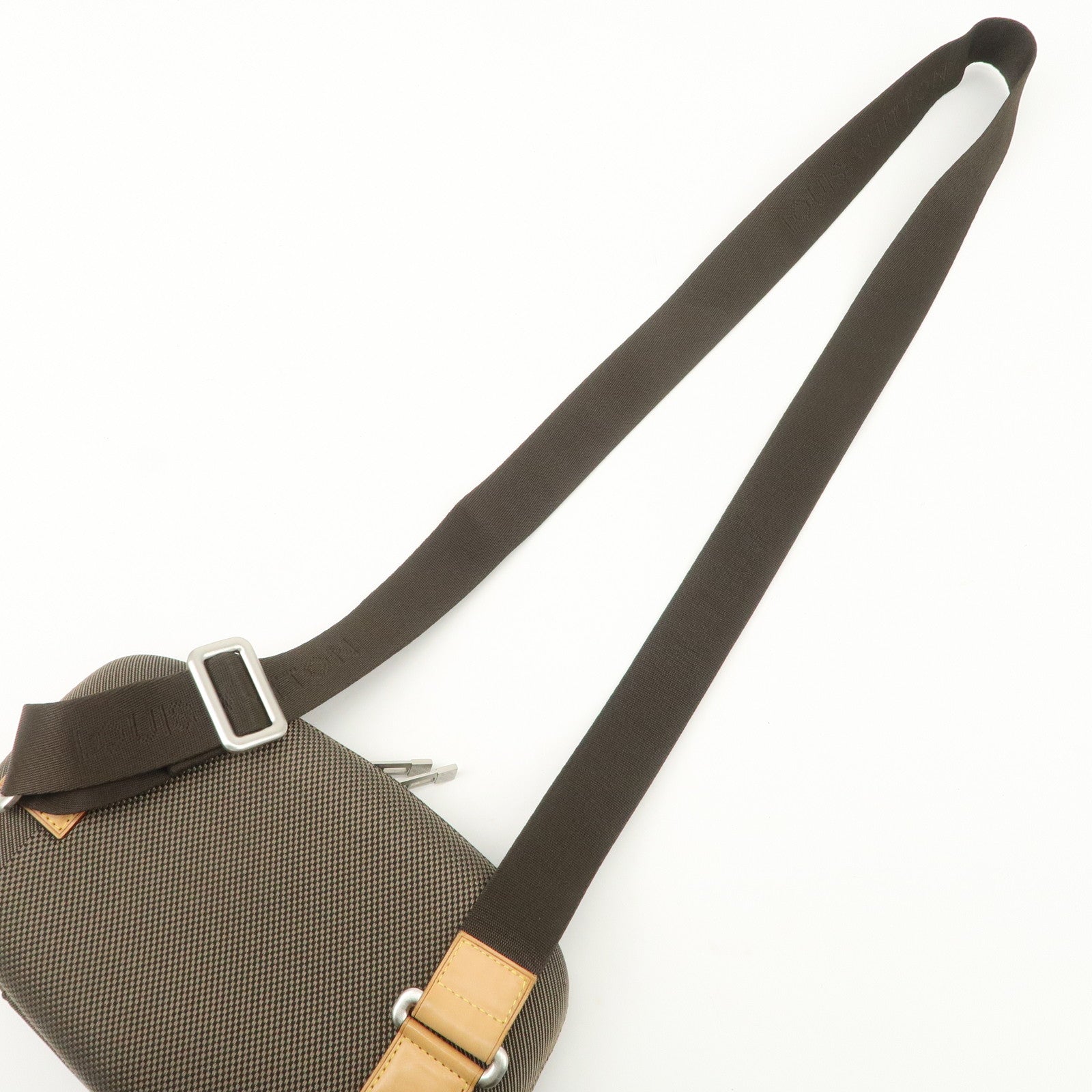 Louis Vuitton Damier Geant Mage Canvas Body Bag Terre M93500